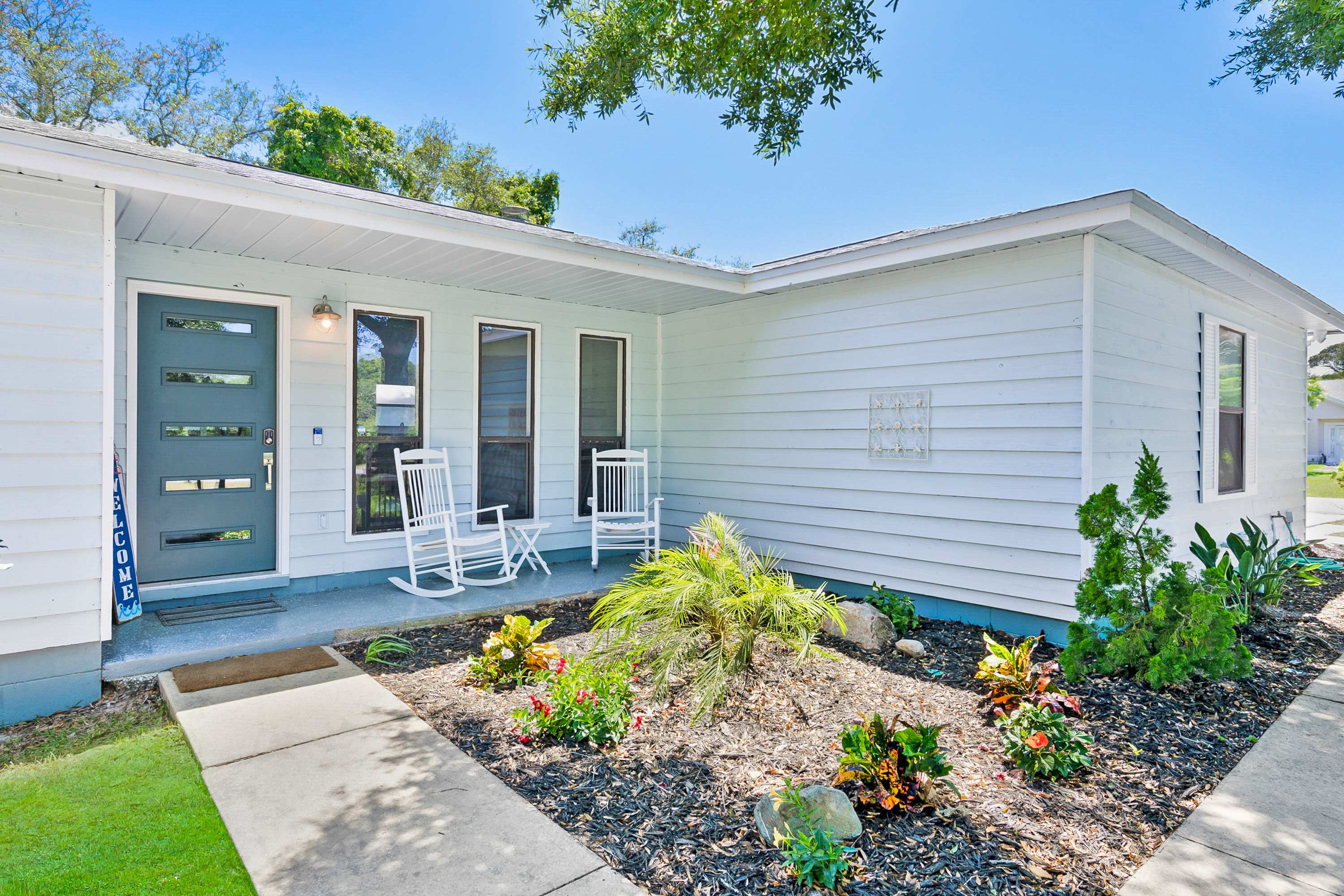 3BR Coastal Home Near Beach w/ Fire Pit