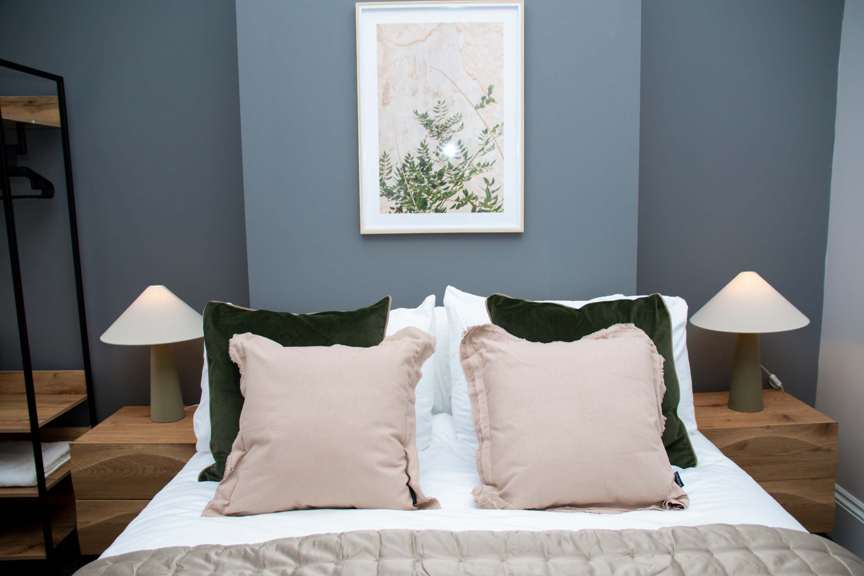 Sleeps 14 The Old Trafford Zen by Genesis Living in Stamford Street 22 M16 9JQ - Property image 20 - VivreStays