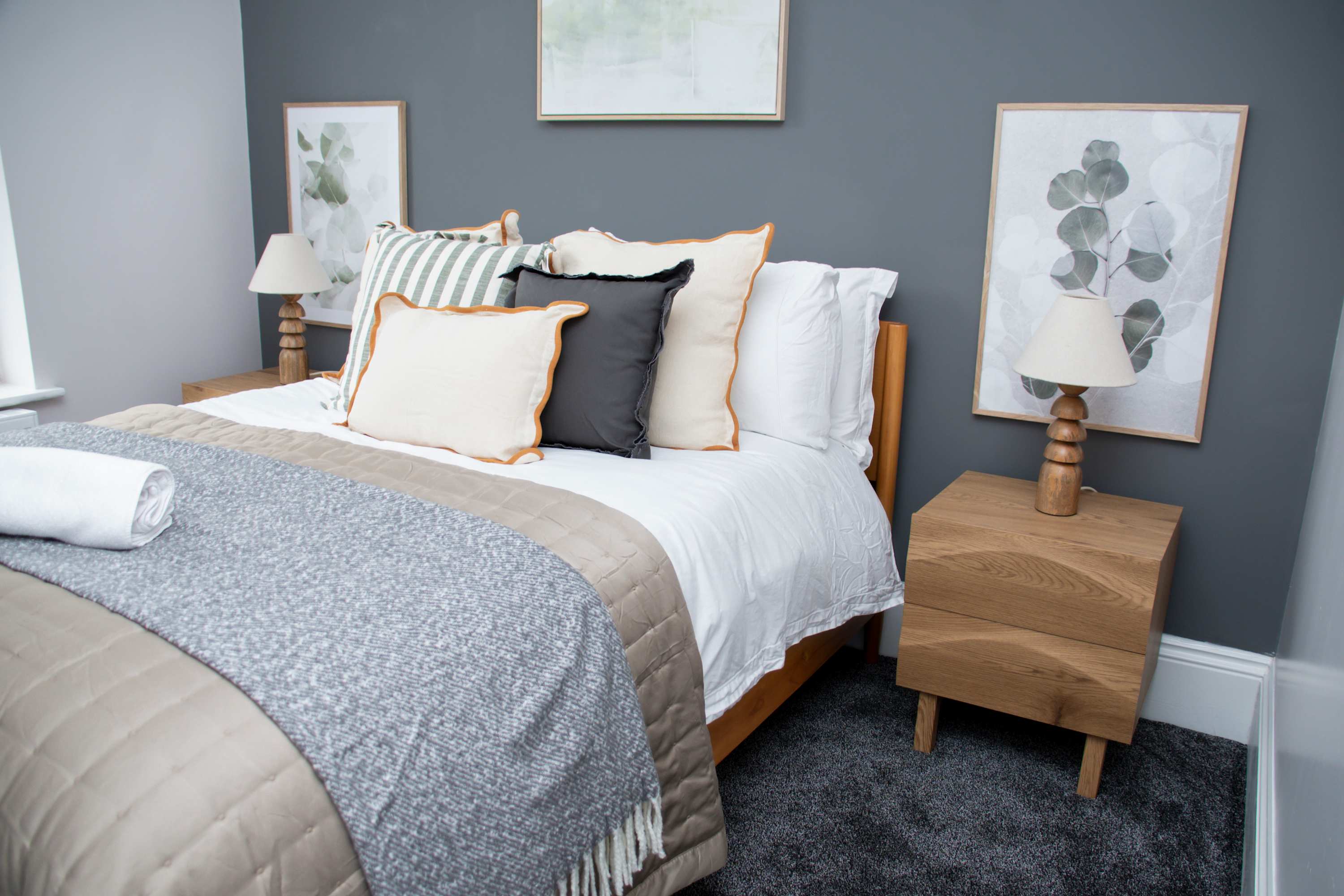 Sleeps 14 The Old Trafford Zen by Genesis Living in Stamford Street 22 M16 9JQ - Property image 22 - VivreStays