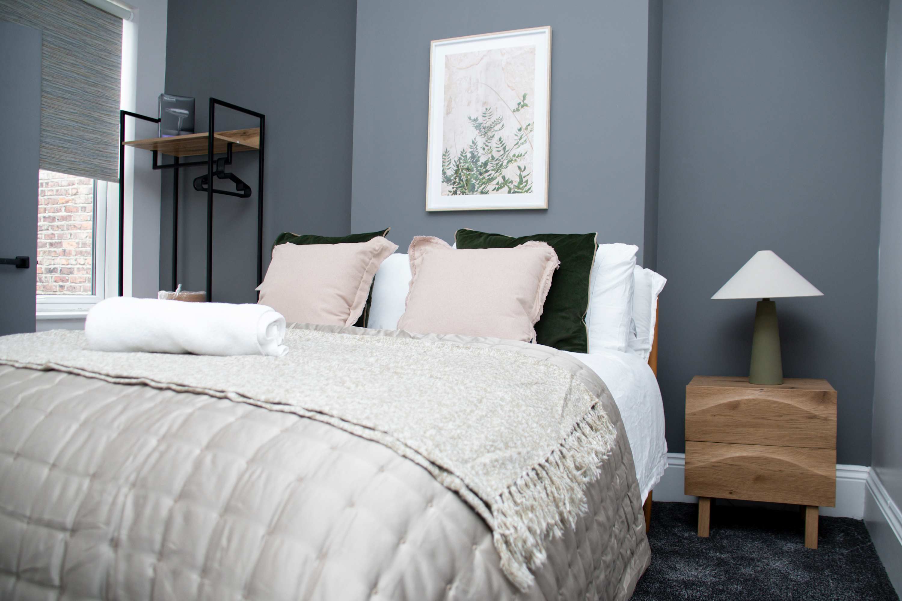 Sleeps 14 The Old Trafford Zen by Genesis Living in Stamford Street 22 M16 9JQ - Property image 27 - VivreStays