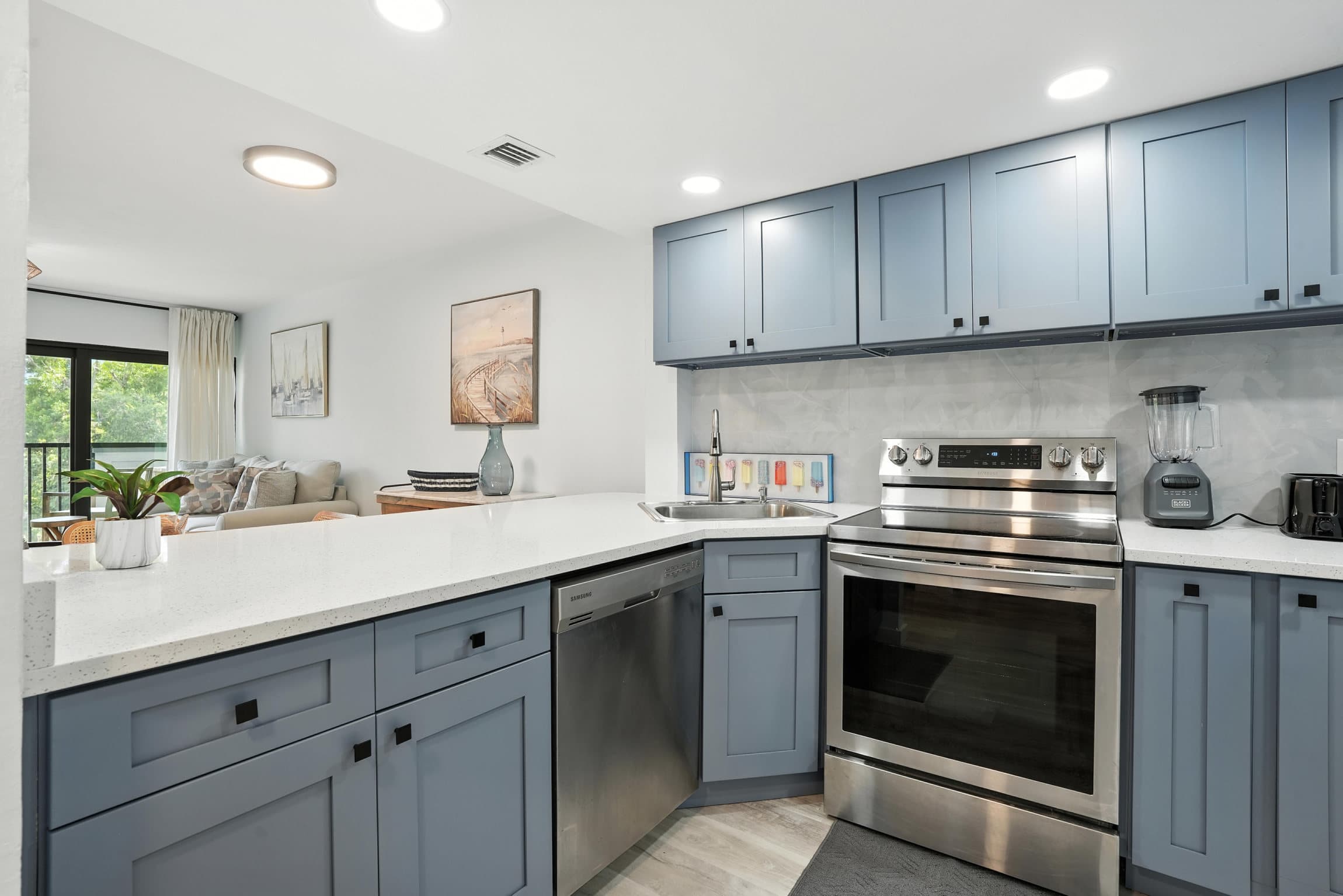 I 251 Npr | Photo 15