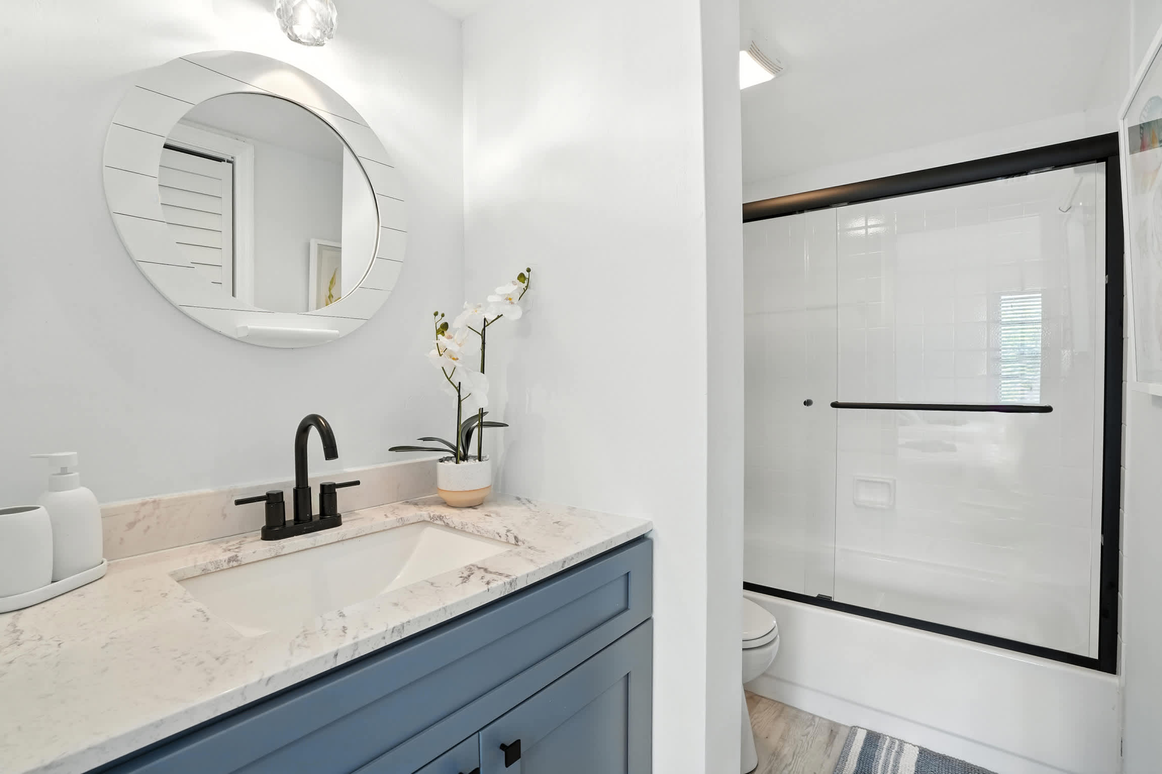 I 251 Npr | Photo 21