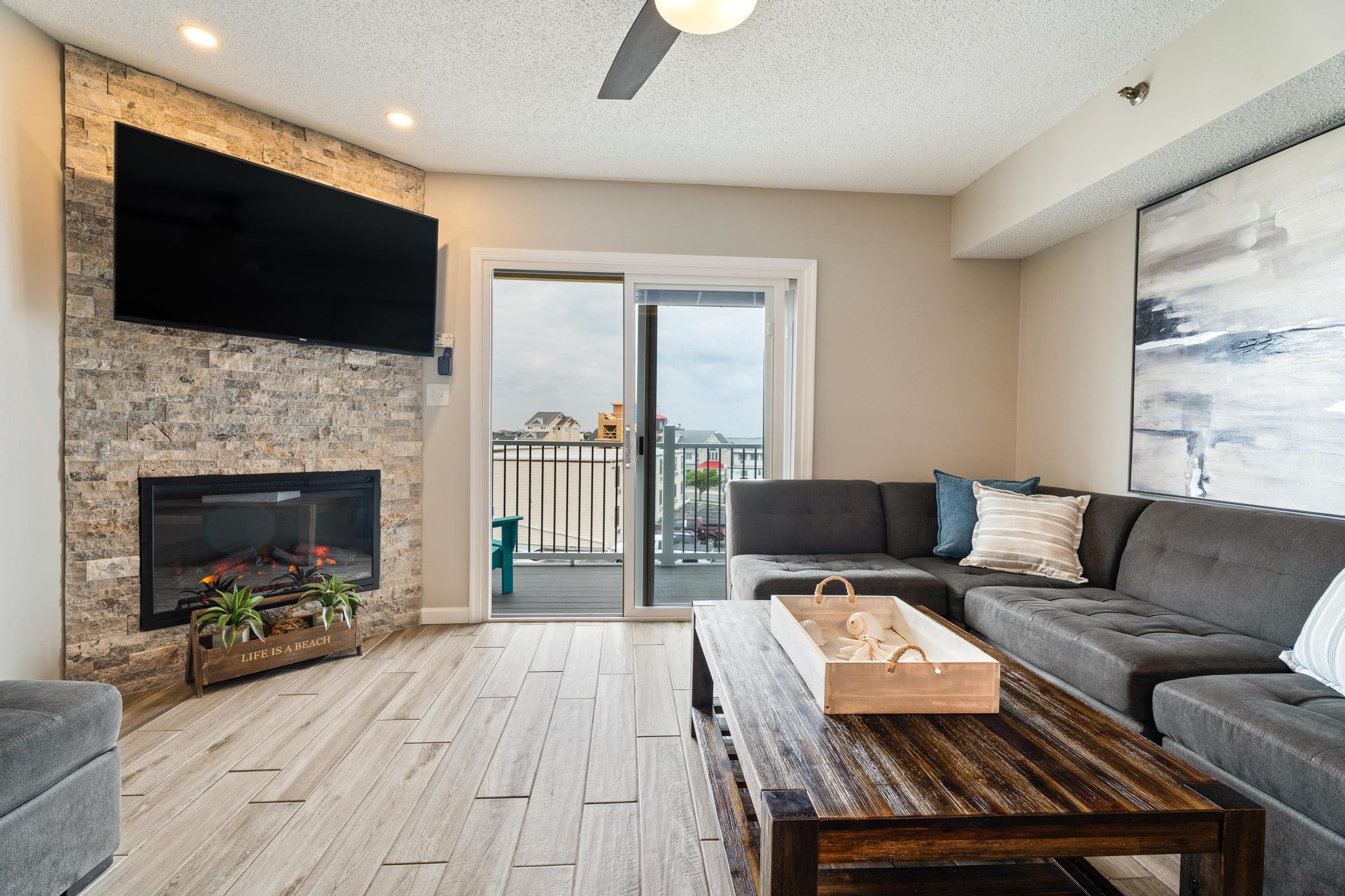 Breezy Point #305 - Rooftop Deck Panoramic Sunsets — Ocean City, MD — vacation rental