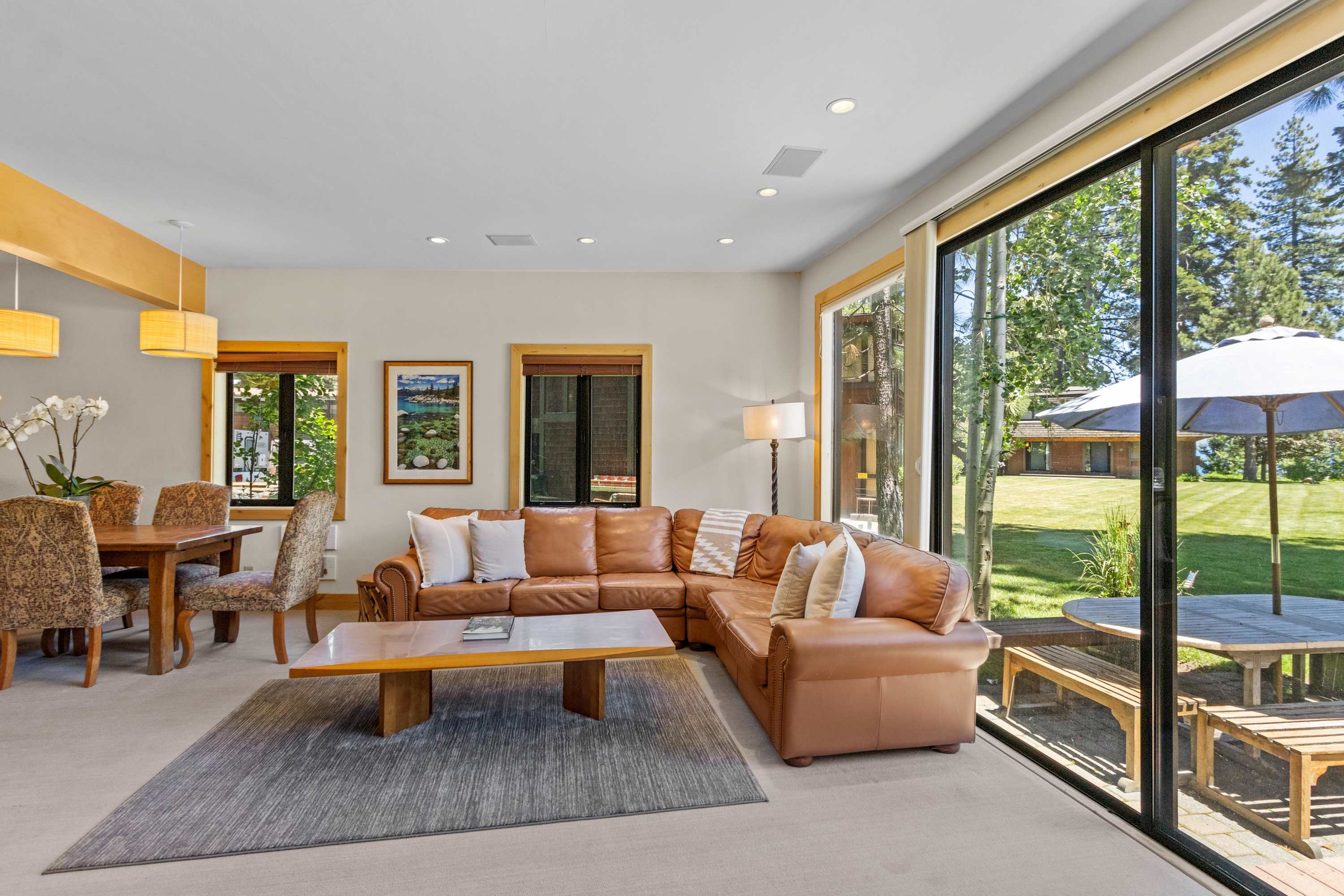 6-8 Miles to Palisades|Alpine|Homewood|Walk to TC — Tahoe City, CA — vacation rental
