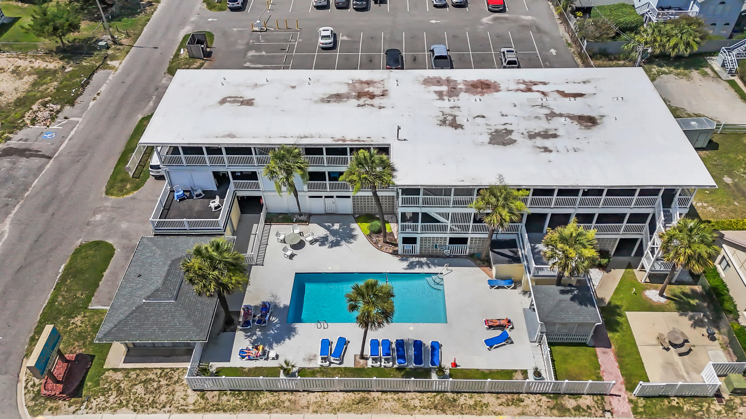 Ocean Blvd Paradise Steps to Beach w Pool