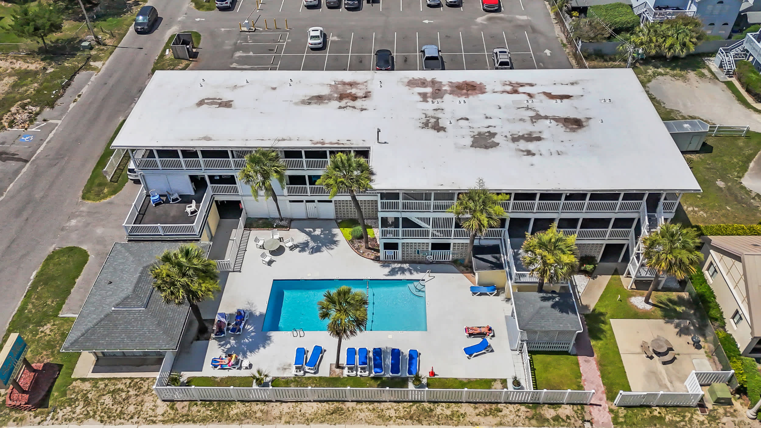 Ocean Blvd Paradise Steps to Beach w Pool