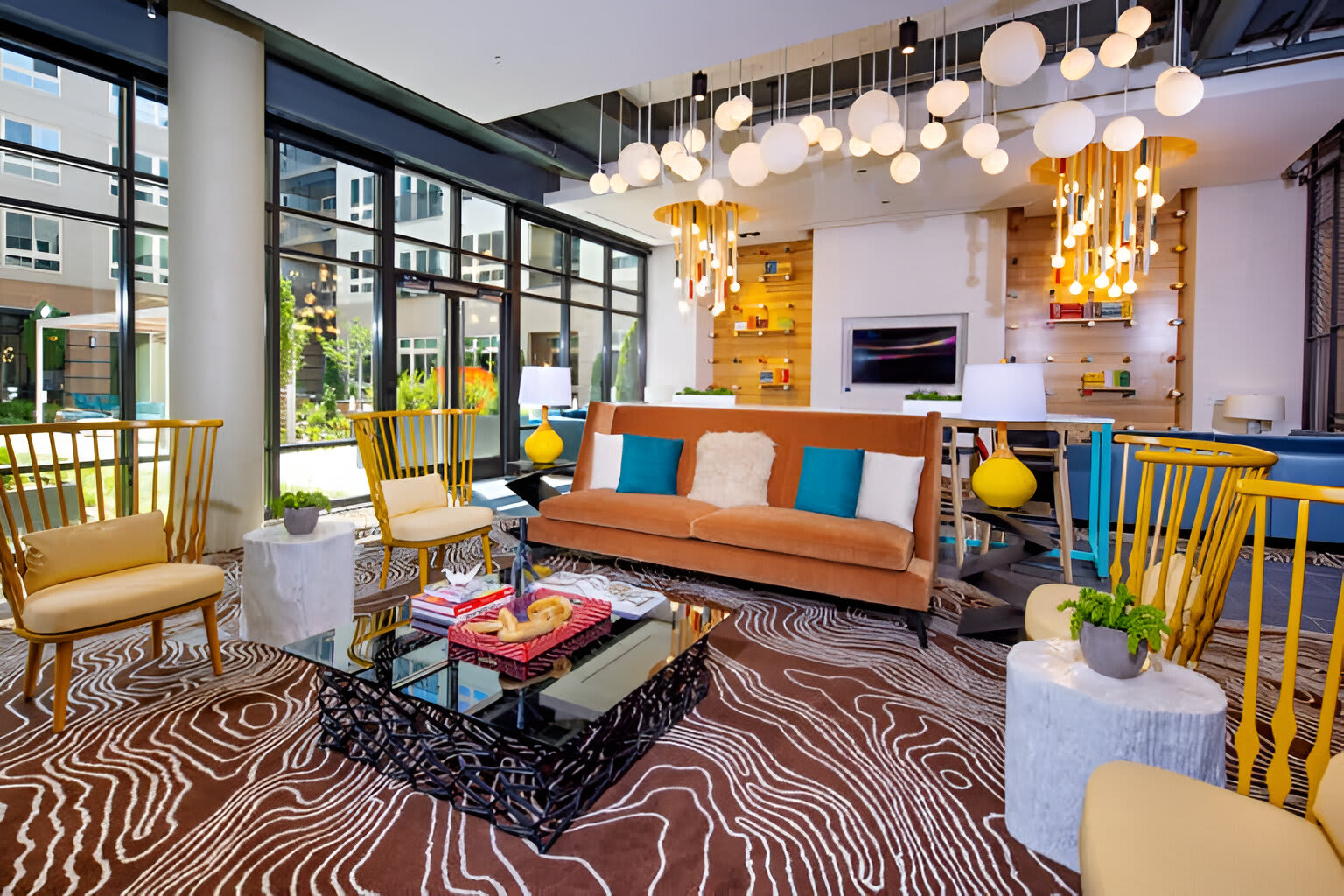 Quiet Apartment with Amazing Amenities @Alexandria - Photo 18