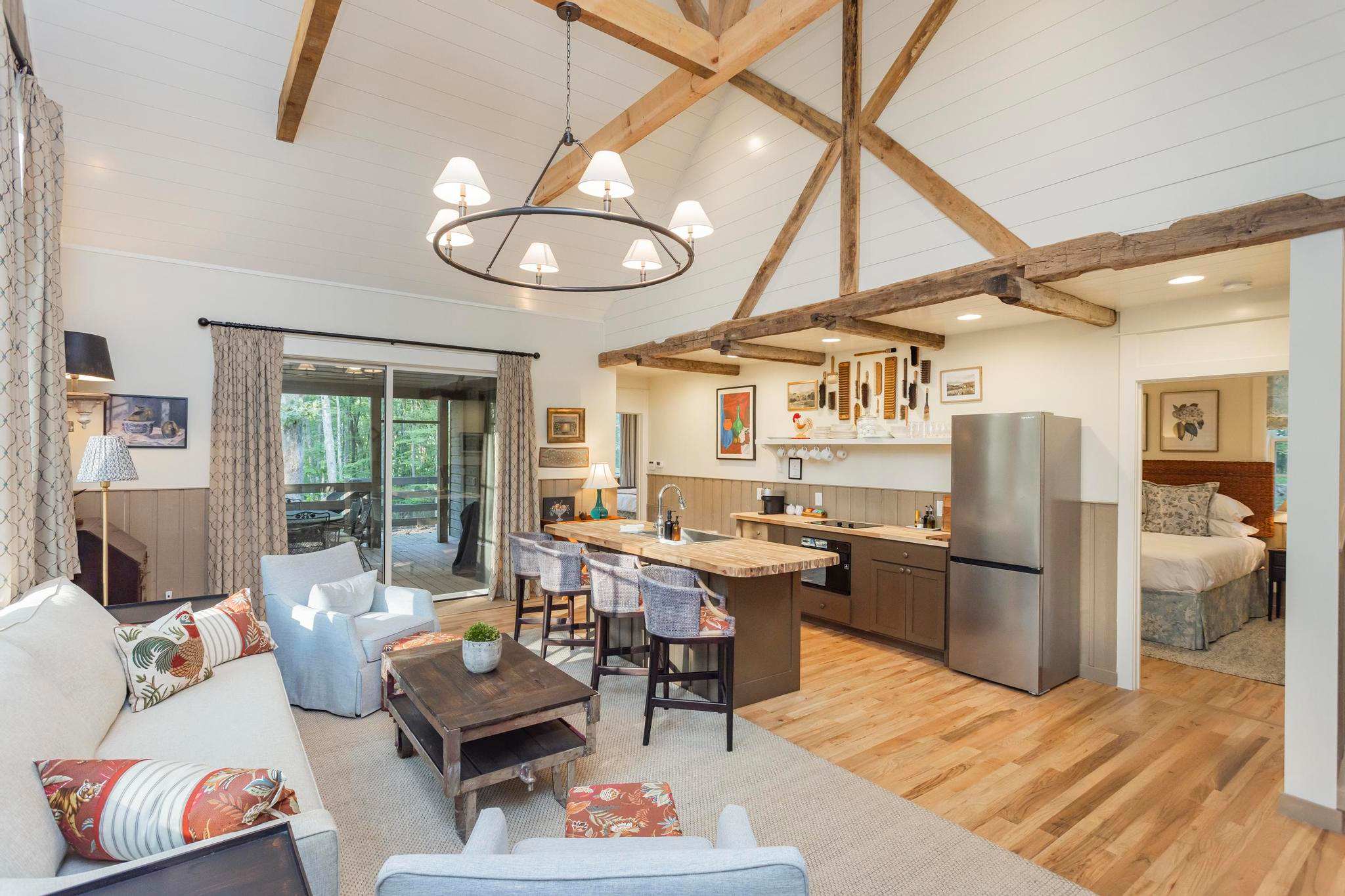 The Covey: Luxury Woodland Farm Retreat — McEwen, TN — vacation rental