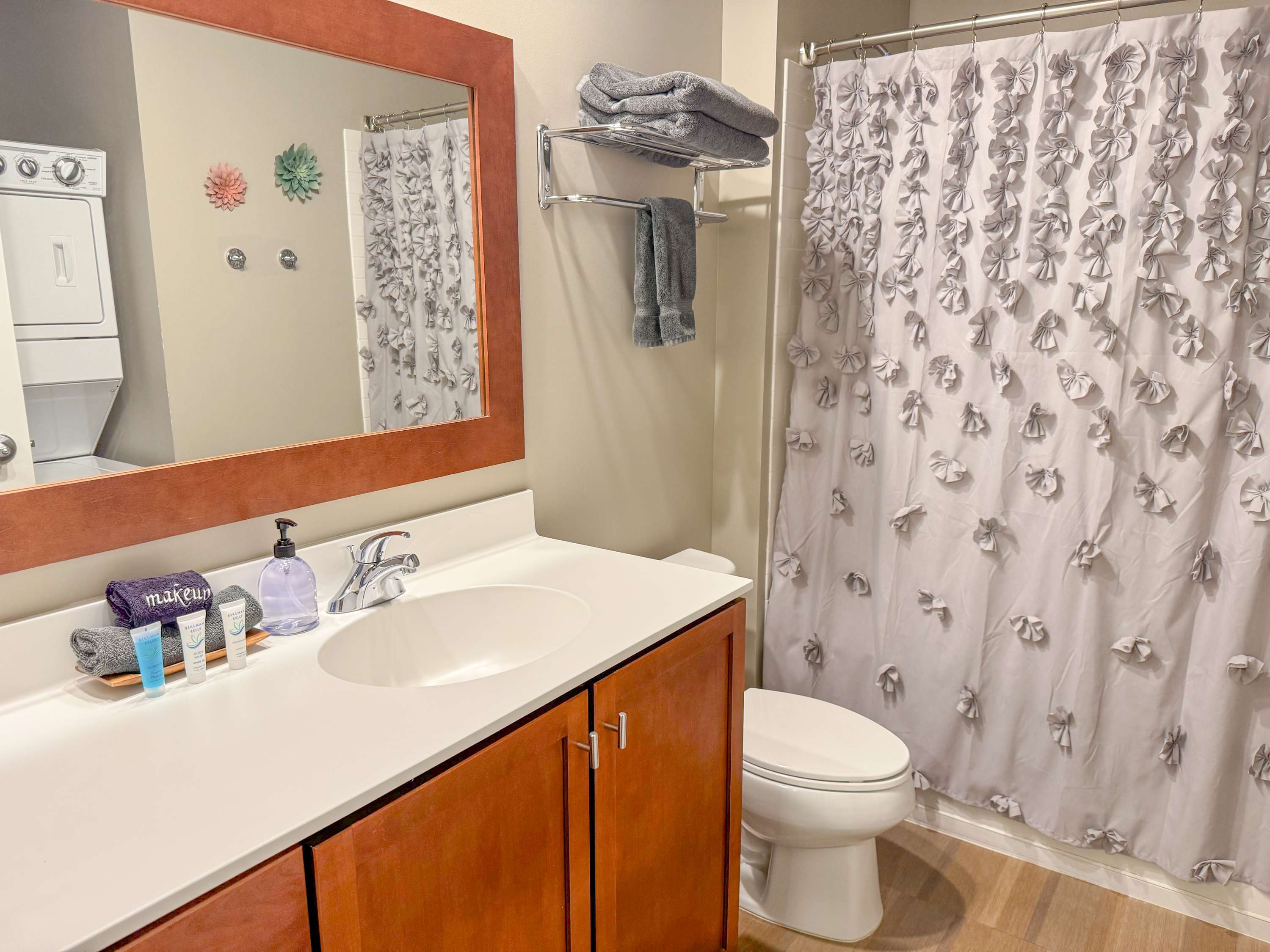 Apartment near Kerrytown Concert House