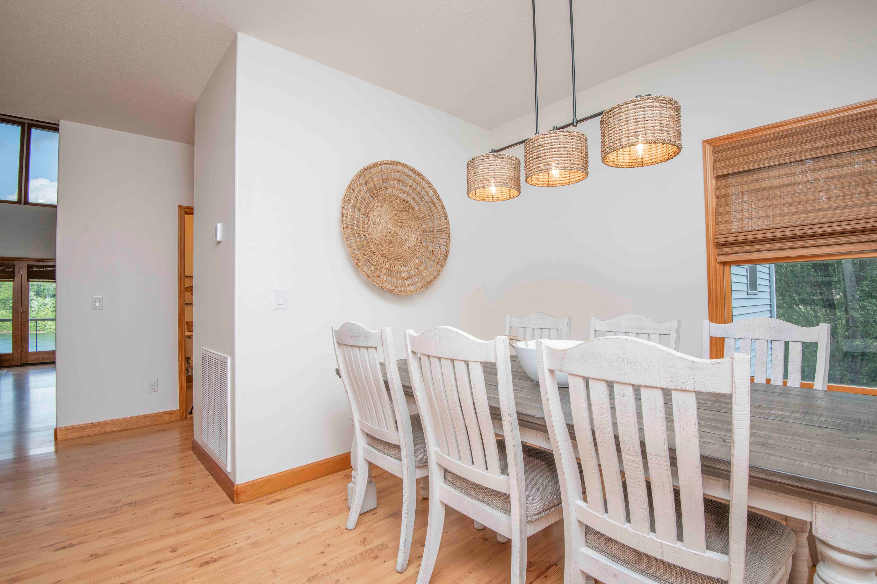 Family Friendly Lakefront with Private Dock, Fire Pit, Near Marinas 5