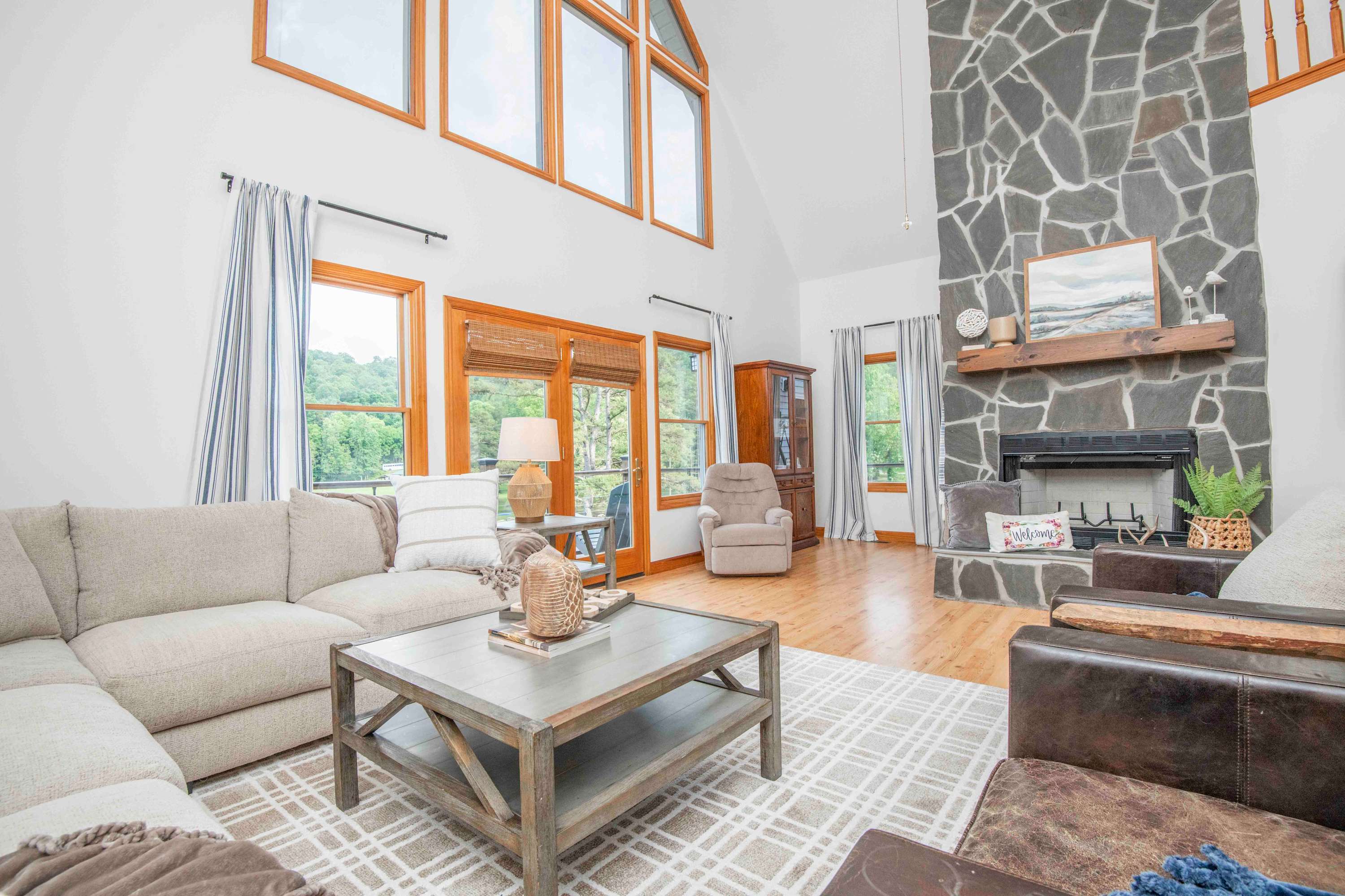 Norris Lake, Waterfront Escape with Private Dock 2