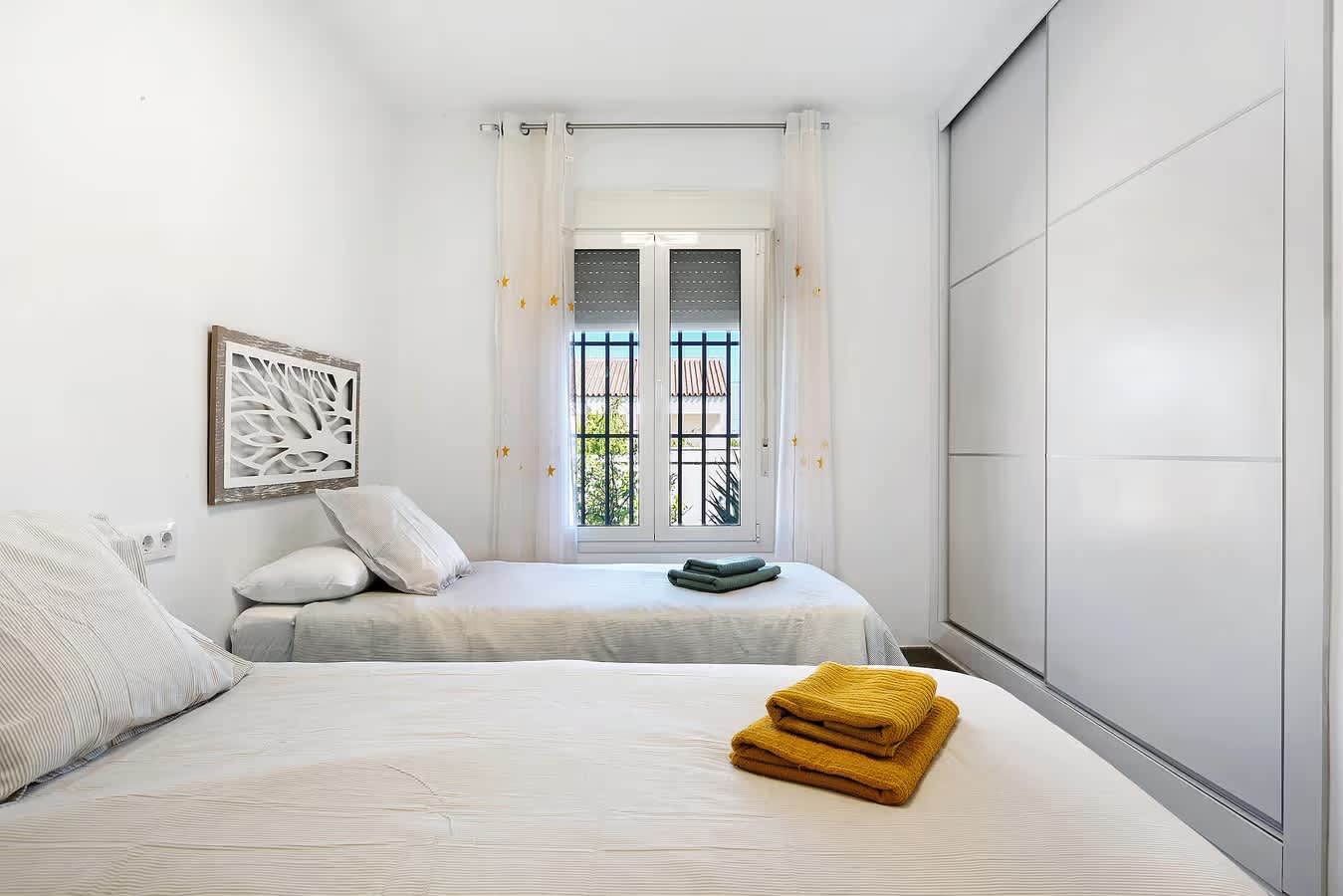 Villa con piscina privada, terraza privada - image 8