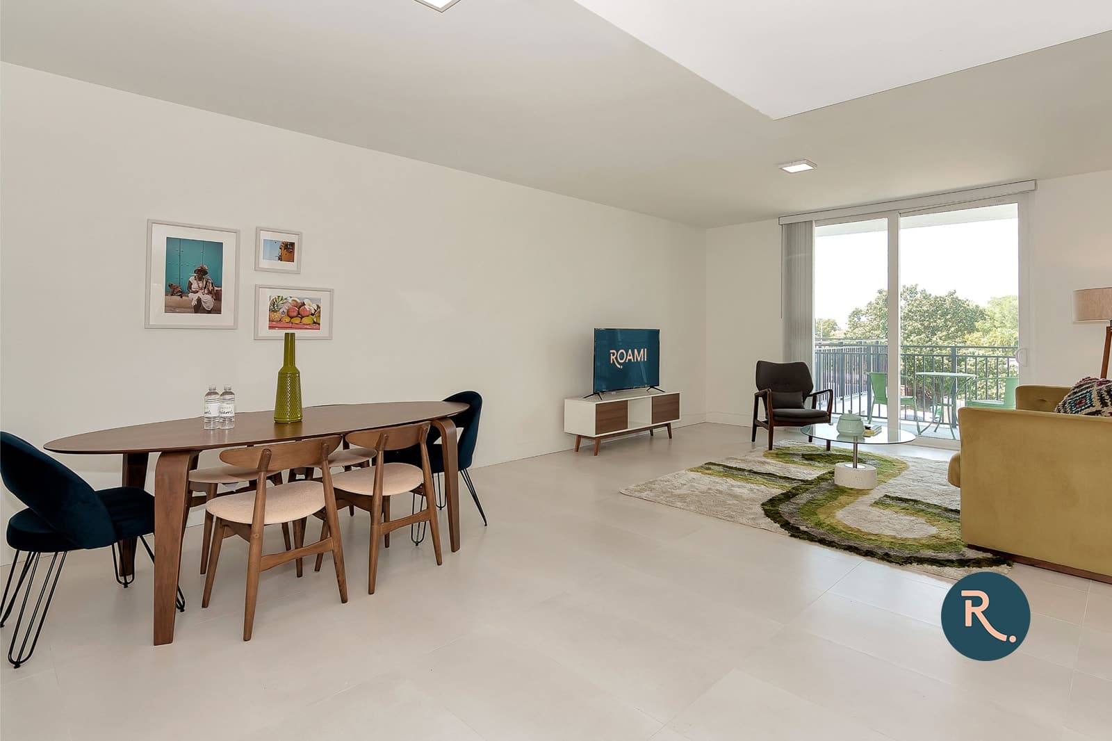 Charming Haven With Fitness Center And Smart Home Features - Inviting Oasis - Miami, FL