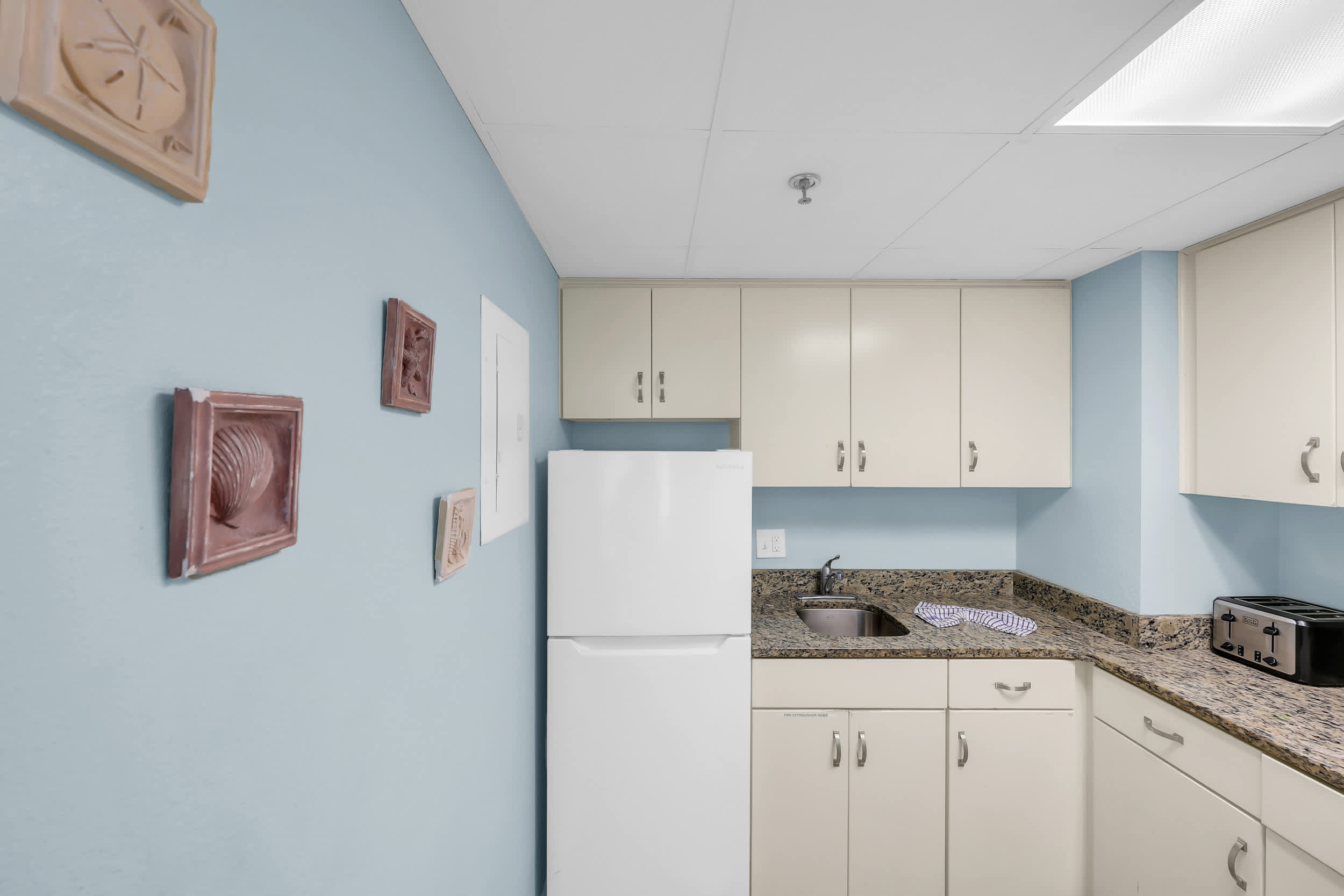 Direct Oceanfront Lazy River  Top Resort