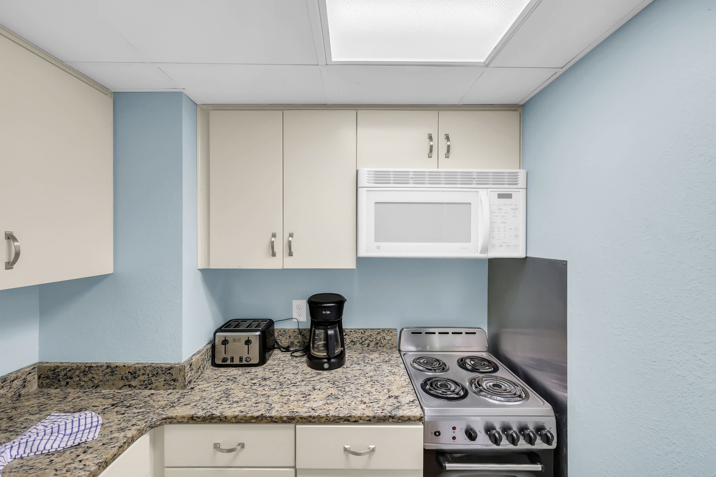 Direct Oceanfront Lazy River  Top Resort