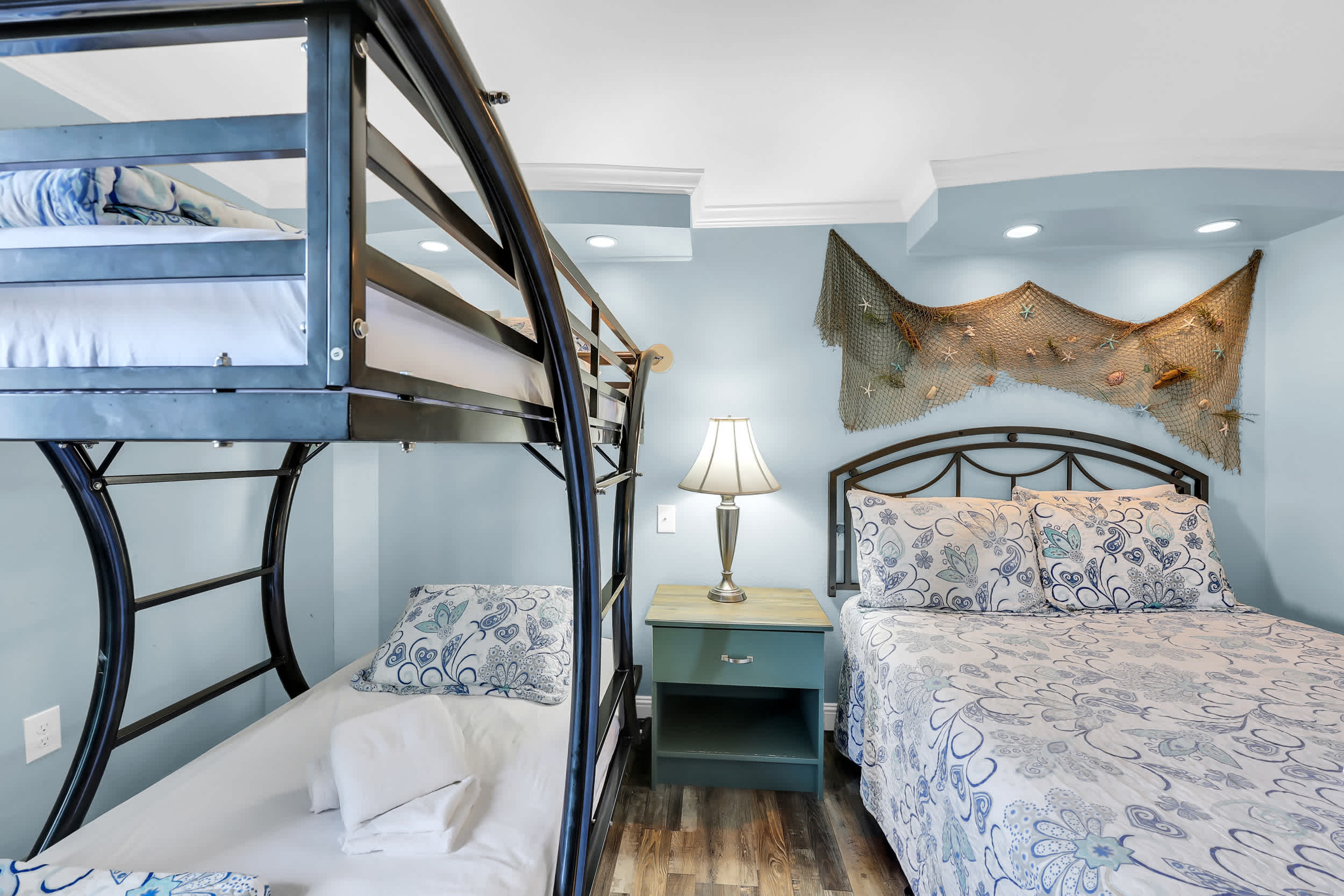 Direct Oceanfront Lazy River  Top Resort