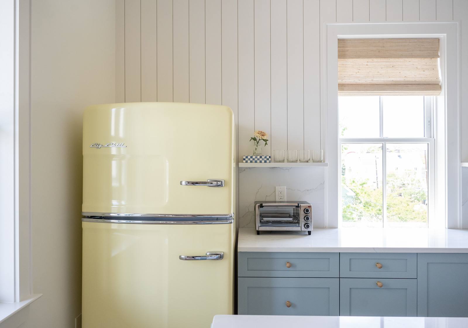 Charleston Charm: *Brand New* - 4BR Urban Oasis