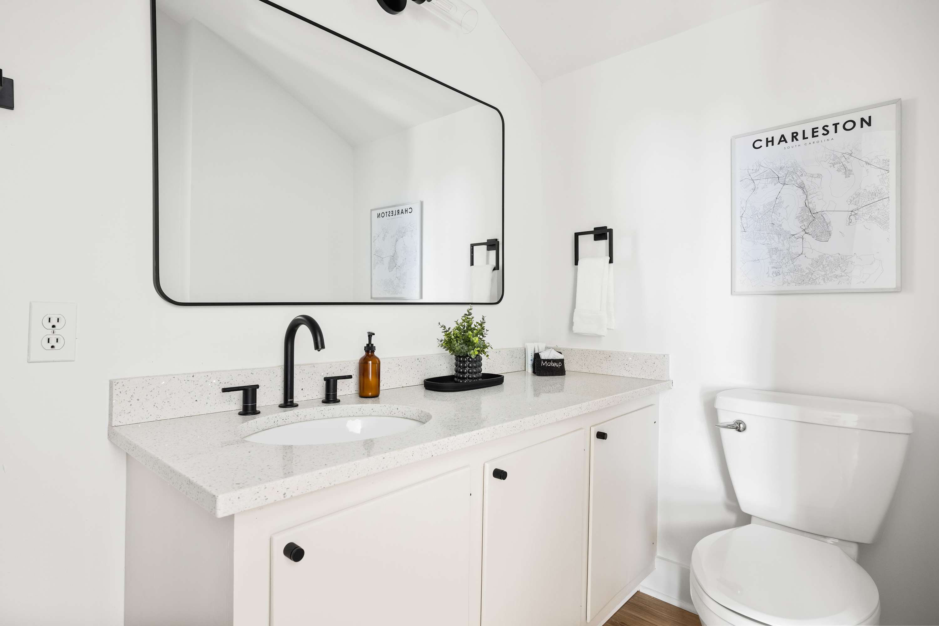 Bathroom 1: Walk-in Shower 