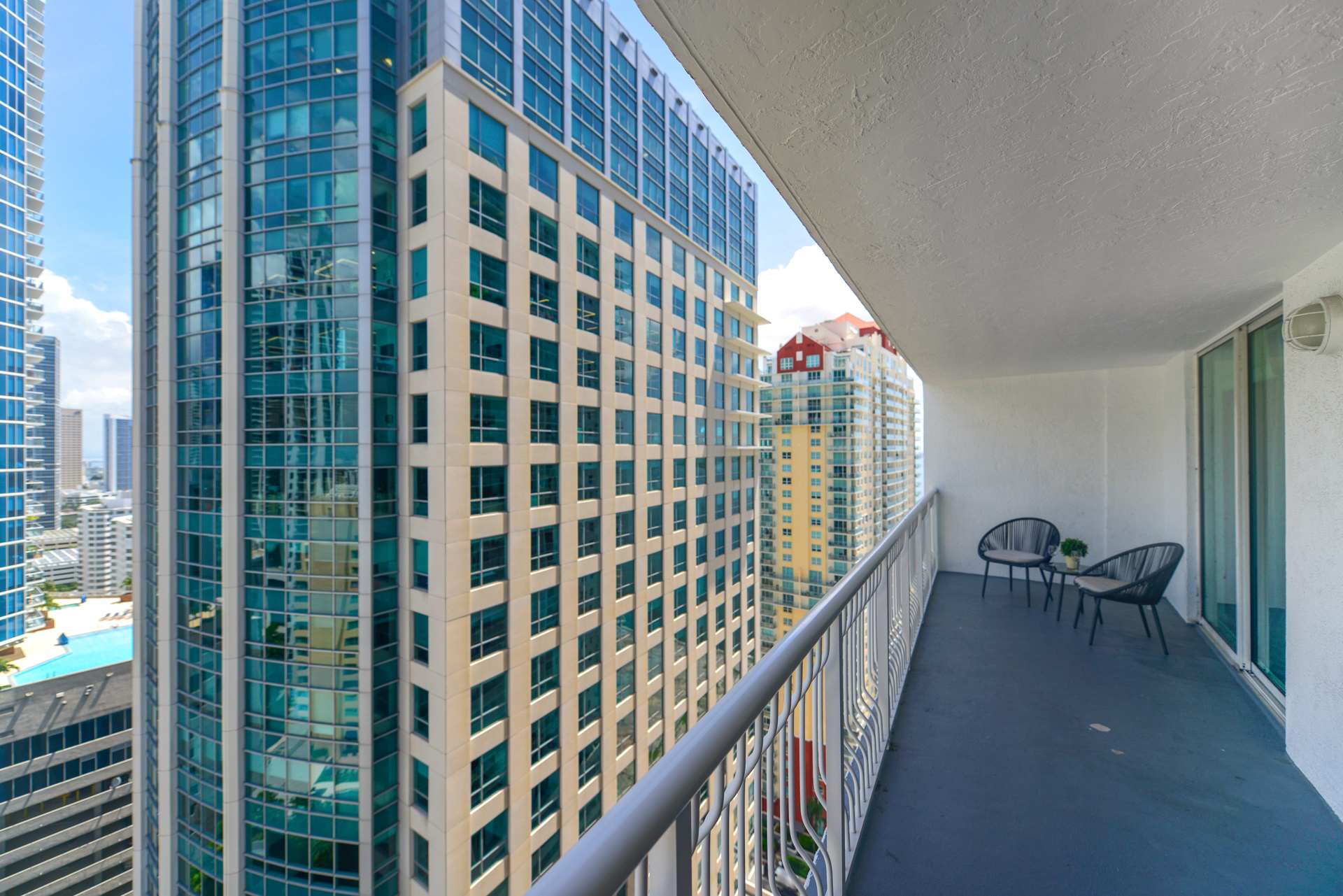 Stunning Skyline Views And Rooftop Pool - Modern Miami Escape - Bahamas