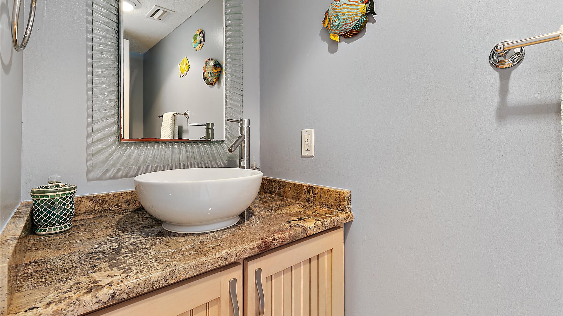 Summer Breeze | Wren Beach Rentals by Portoro