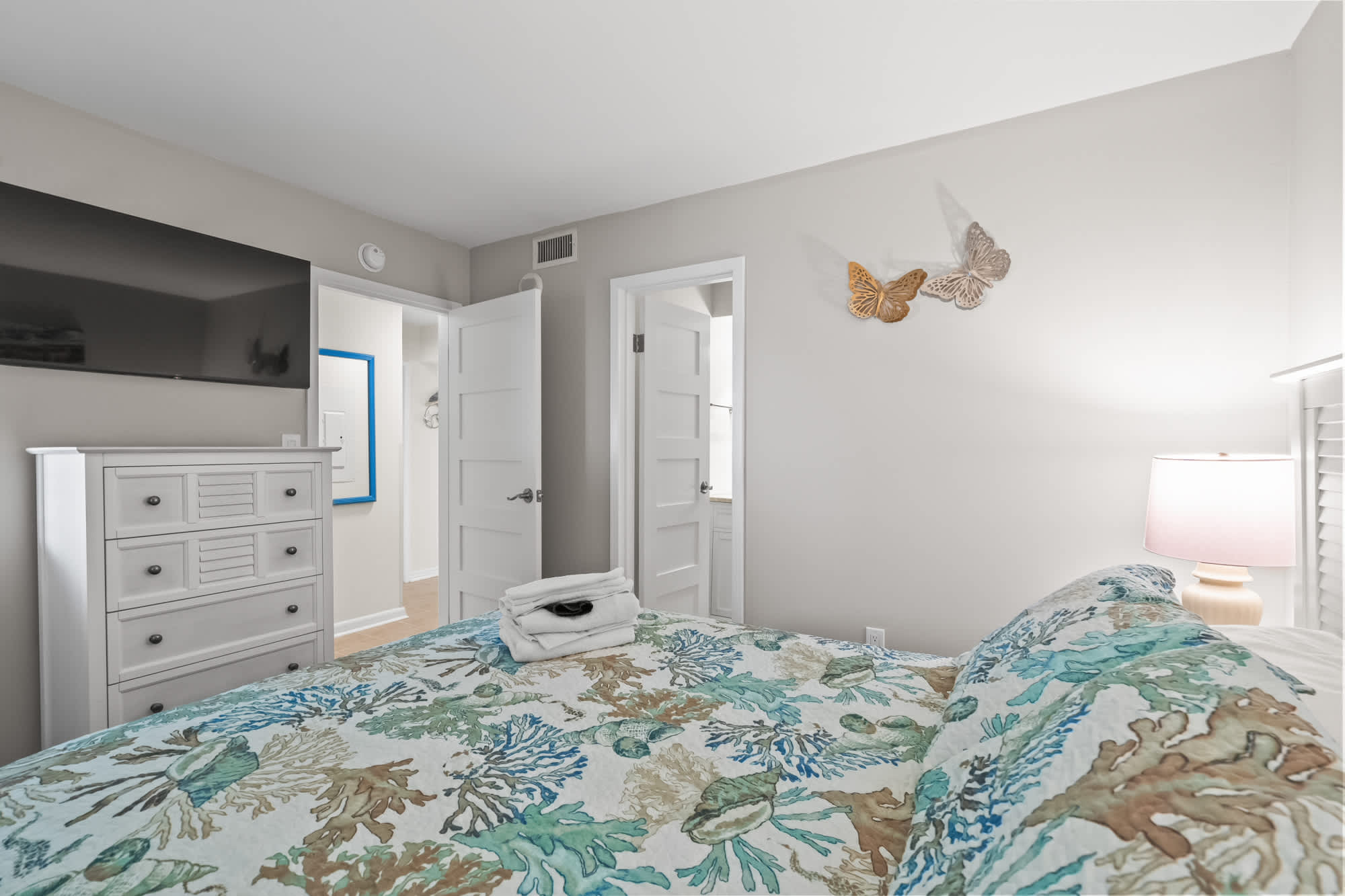 The Summit 9E Top Floor Remodeled Oceanfront | Photo 33