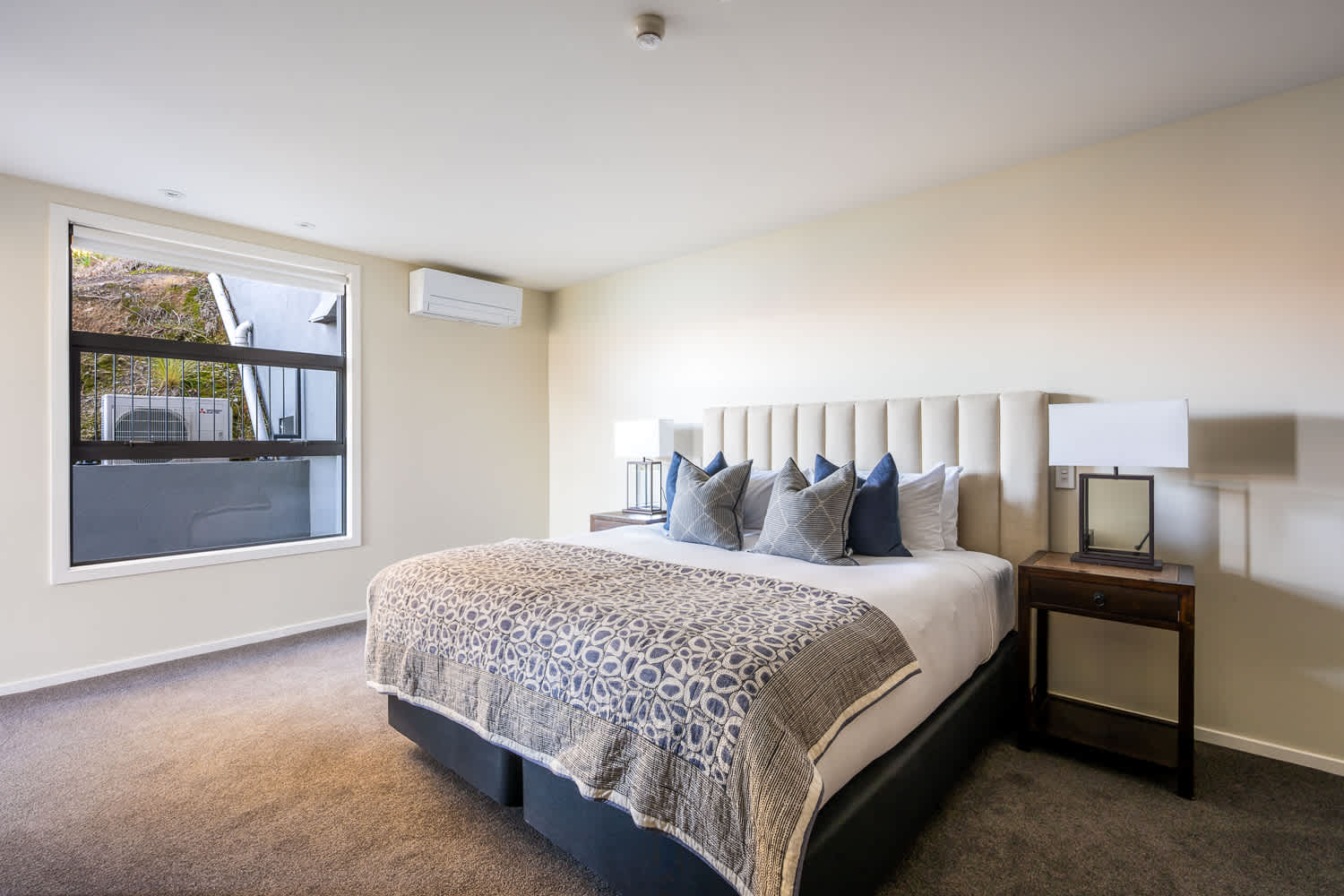 Enjoy a comfortable night’s sleep in the stylish second bedroom with flexible sleeping options. Modern décor and soft linens create a relaxing retreat.