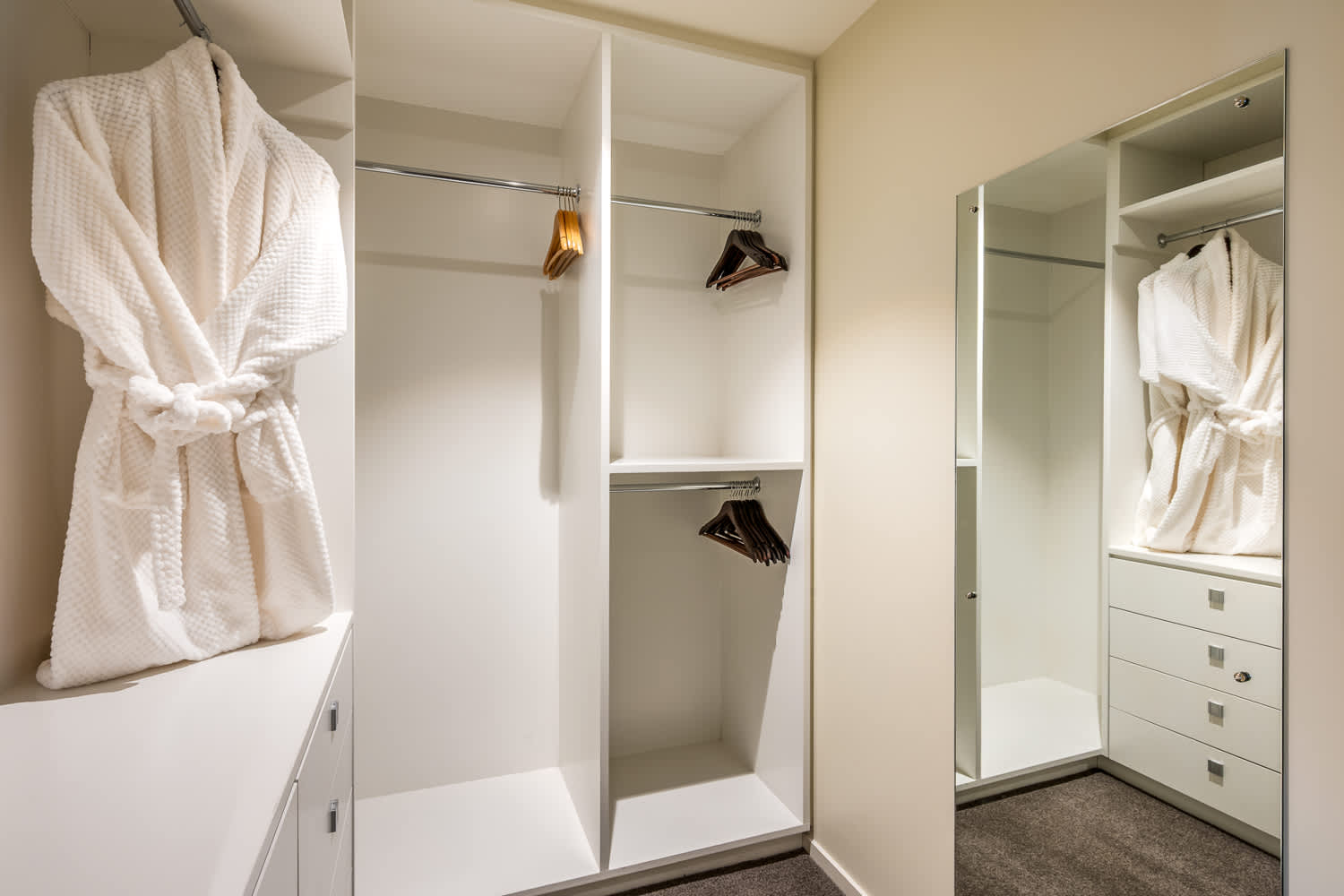 The second bedroom includes a spacious walk-in wardrobe with plenty of storage for your belongings. It offers a clutter-free, organized space to enhance your Queenstown stay.