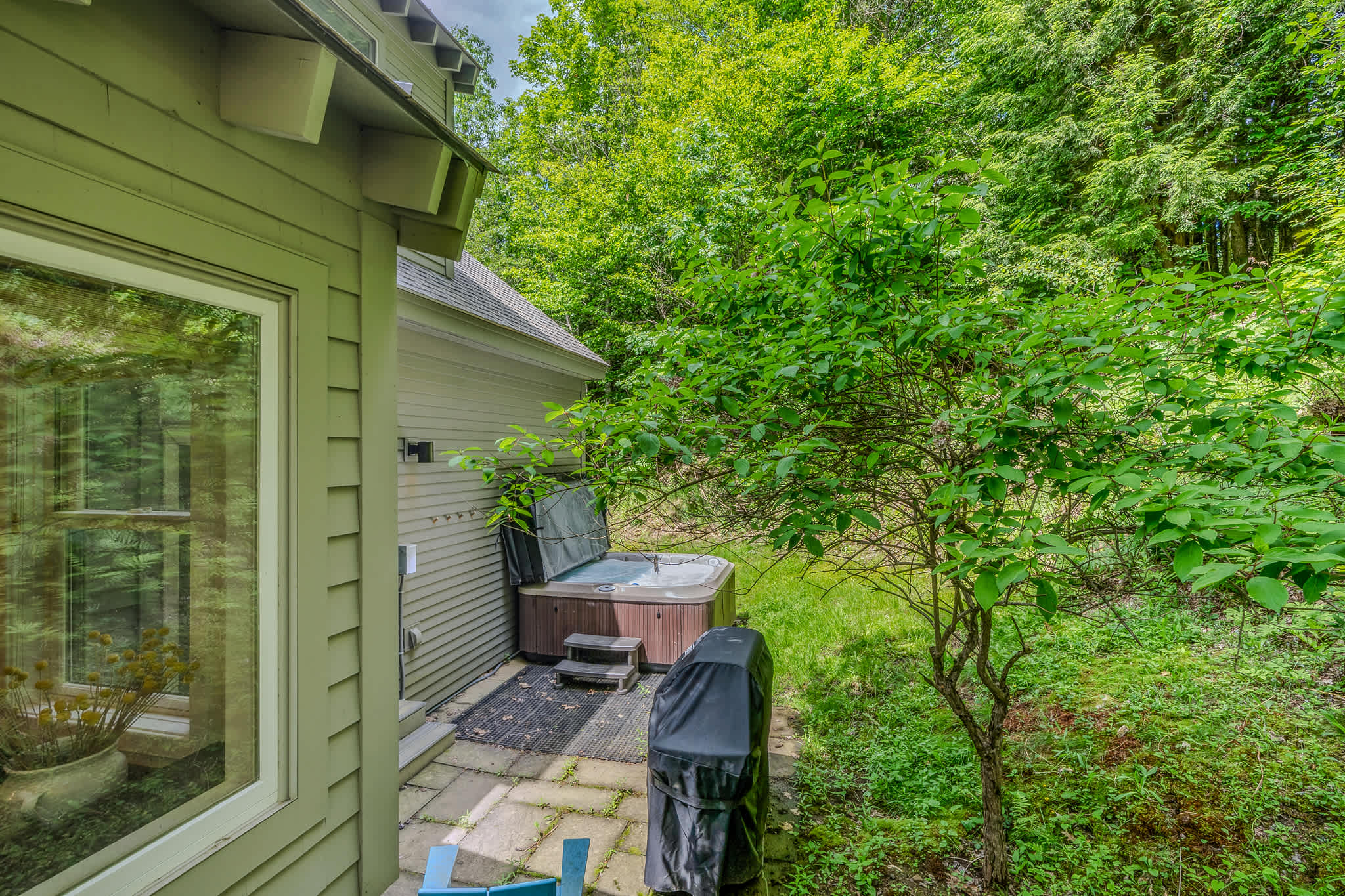 Hot Tub, Fireplace, Club Access | Vale Village 11A