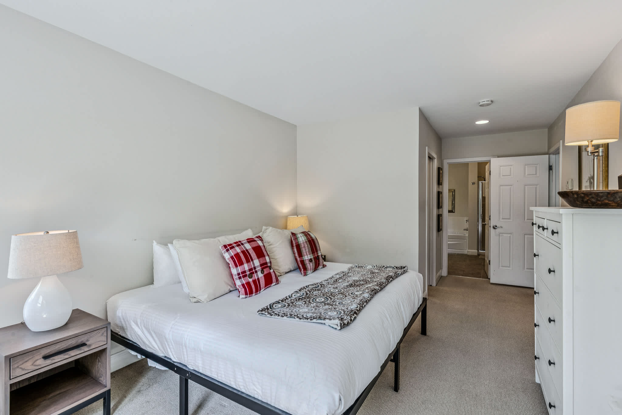 Hot Tub, Fireplace, Club Access | Vale Village 11A