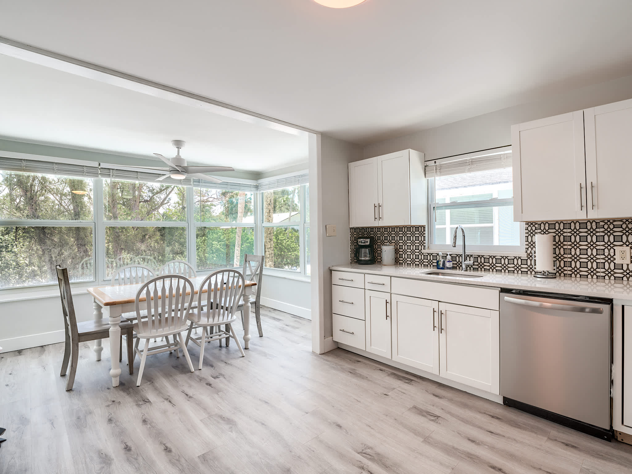 Flip Flop Updated 1 Block To Beach Heated Pool