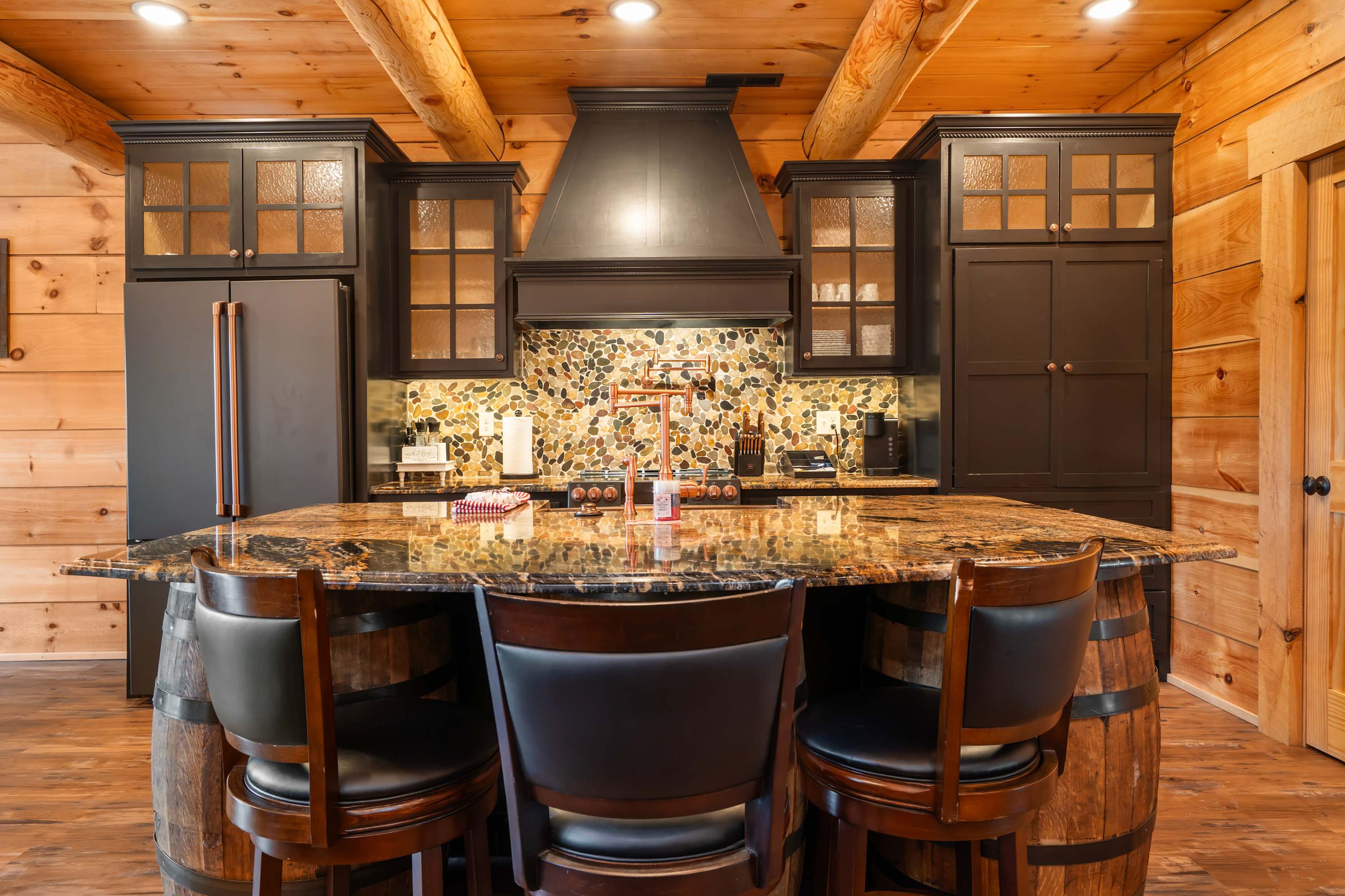 The elegant kitchen offers loads of space & all the comforts of home