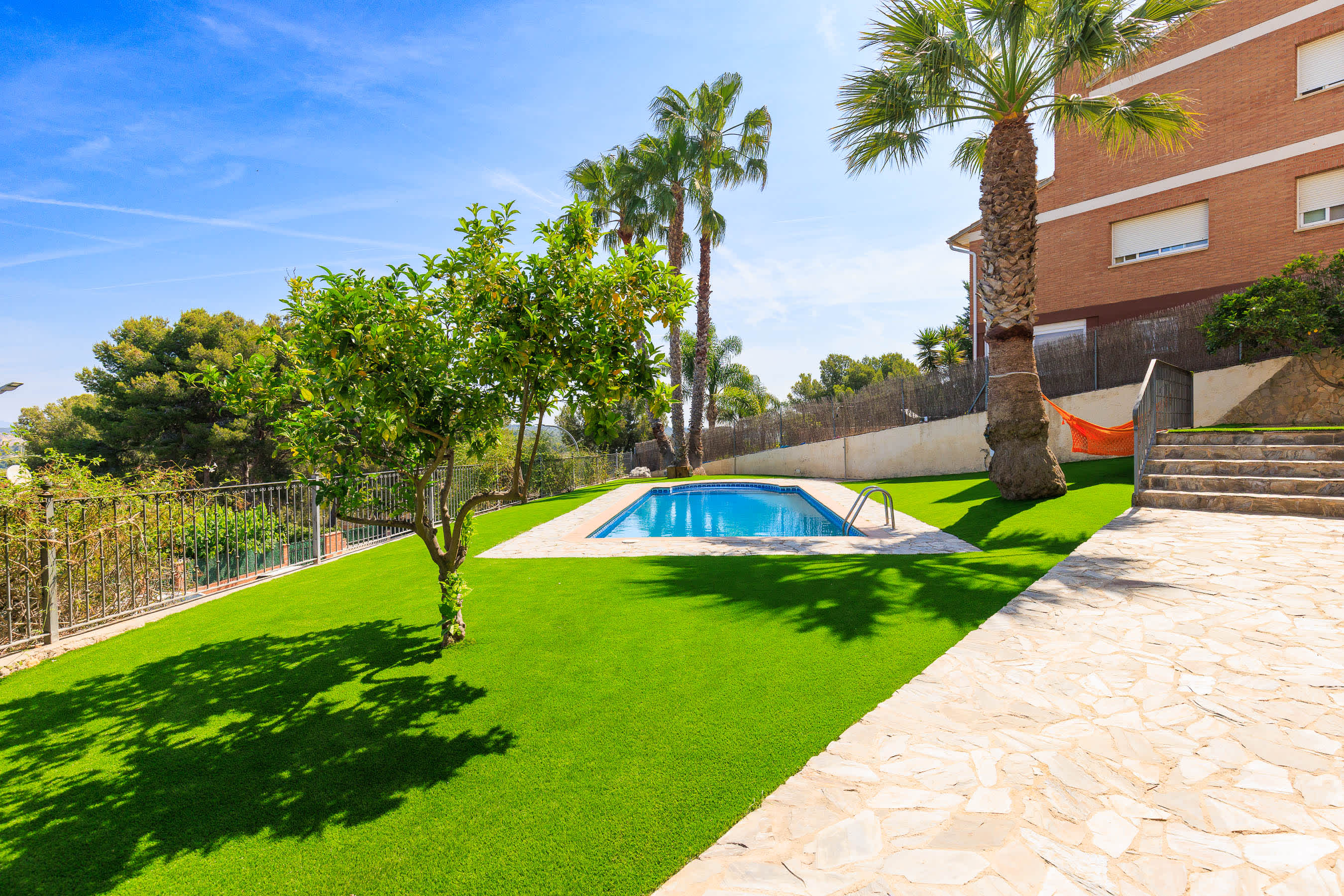 Property thumbnail 16