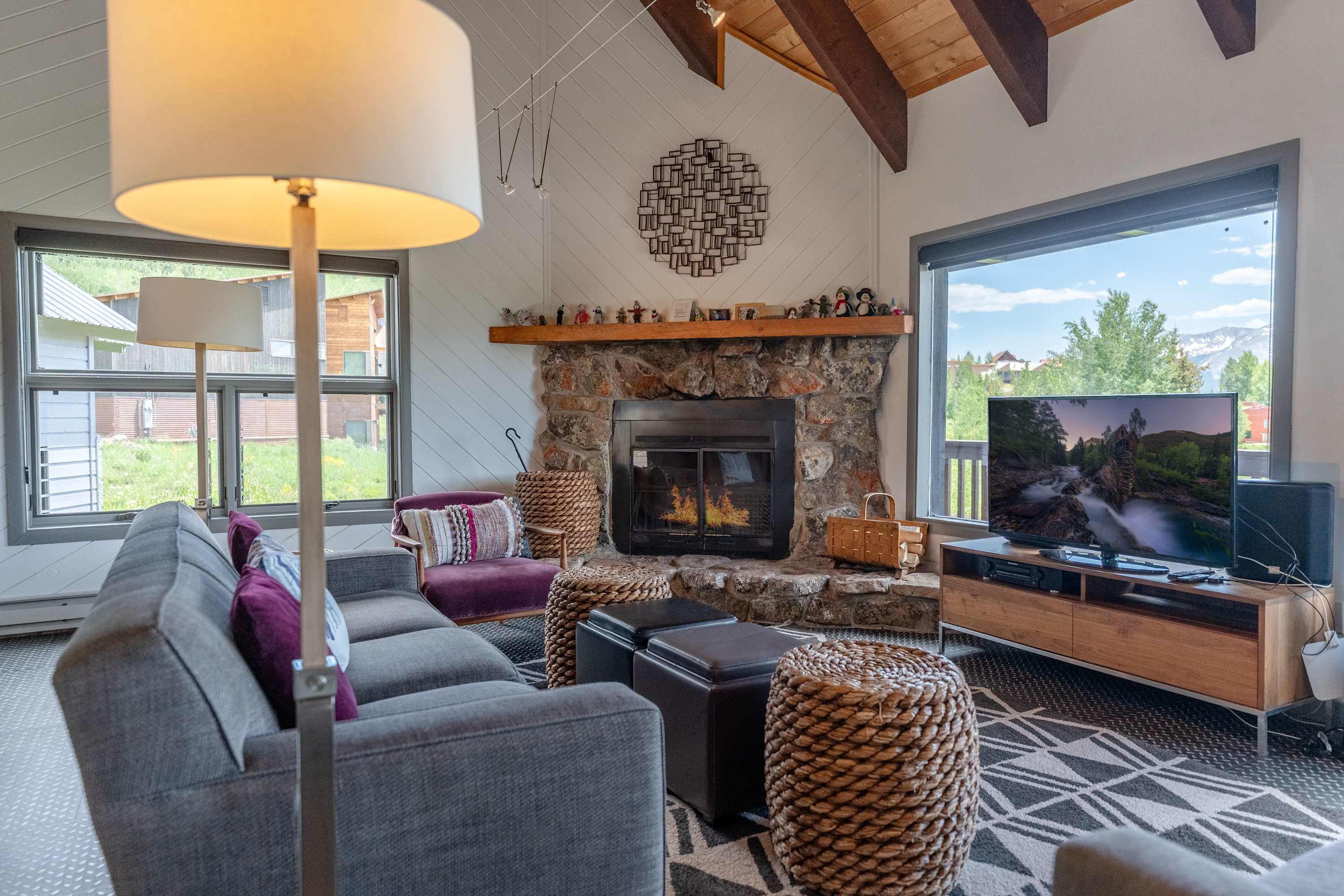 Anthracite Charm, pet friendly, expansive views! — Mt. Crested Butte, CO — vacation rental