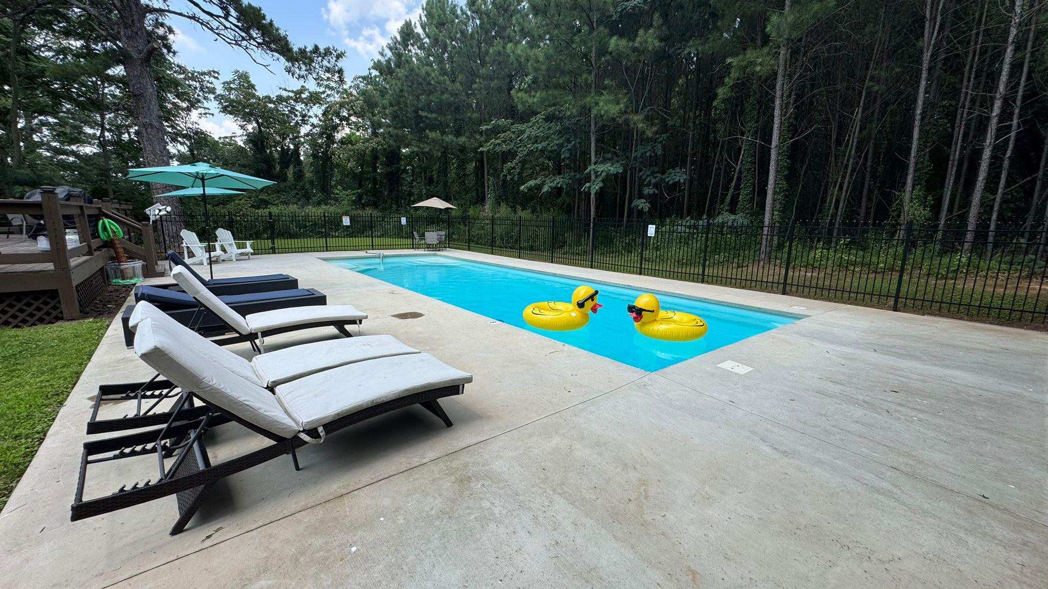 Atlanta Dream Villa- Amazing Pool Secluded 2 acres