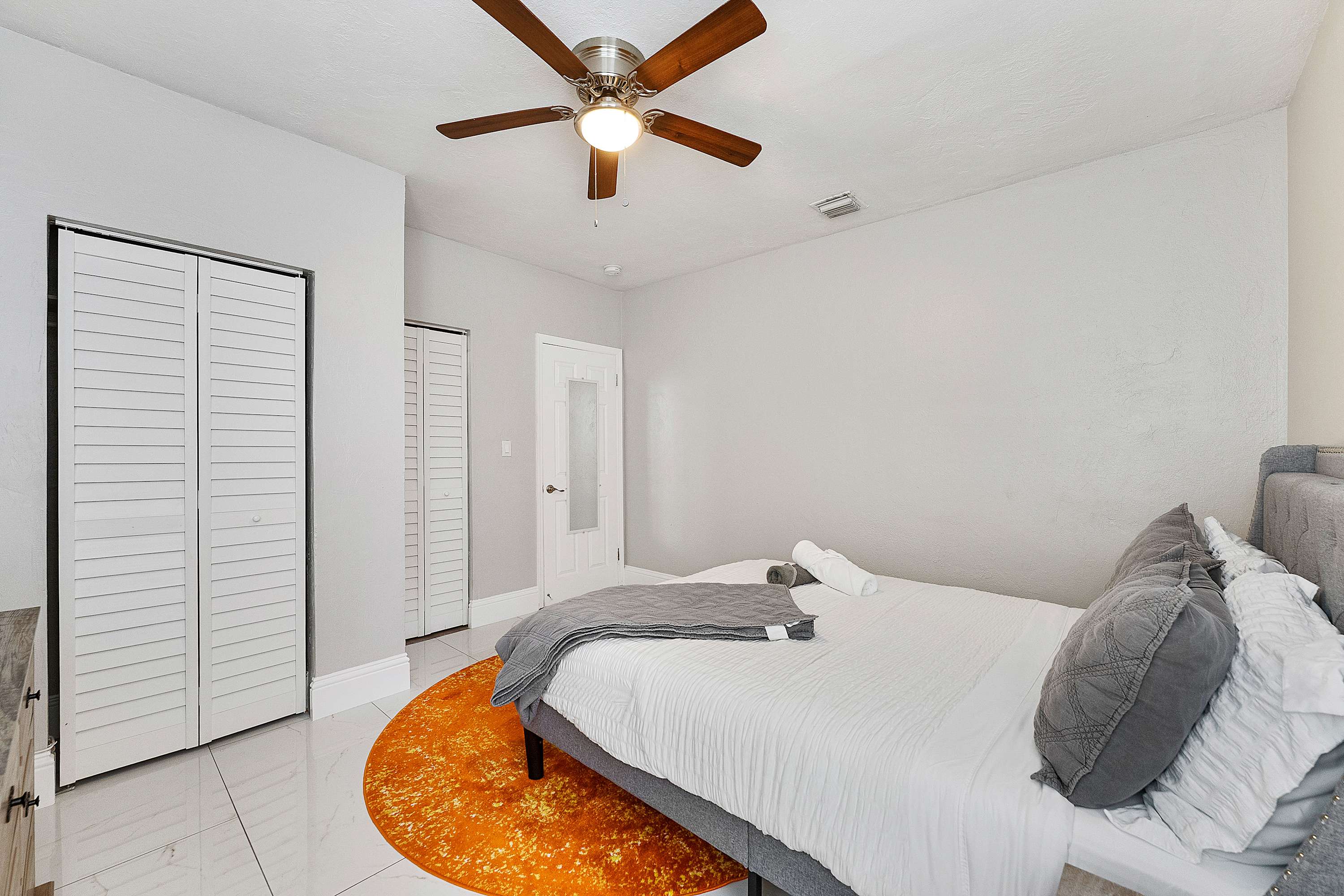 Modern 4BR Villa Near Hollywood Beach & FTL - Picture 13