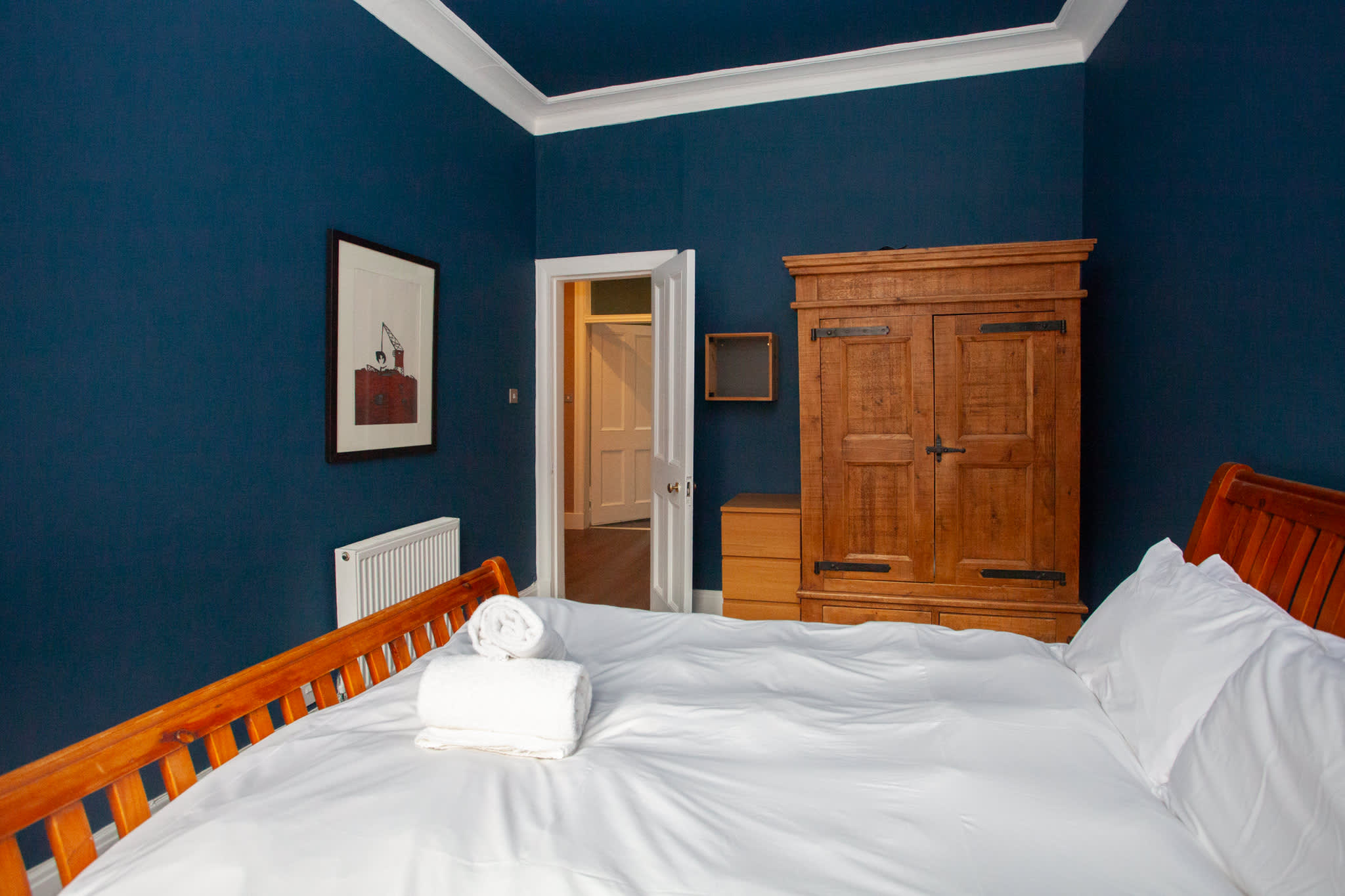 View Stylish 1 Bedroom Flat in Glasgow West End in 51 Airlie Street G12 9SP Stylish 1 Bedroom Flat in Glasgow West End in 51 Airlie Street G12 9SP - Property image 9 - VivreStays