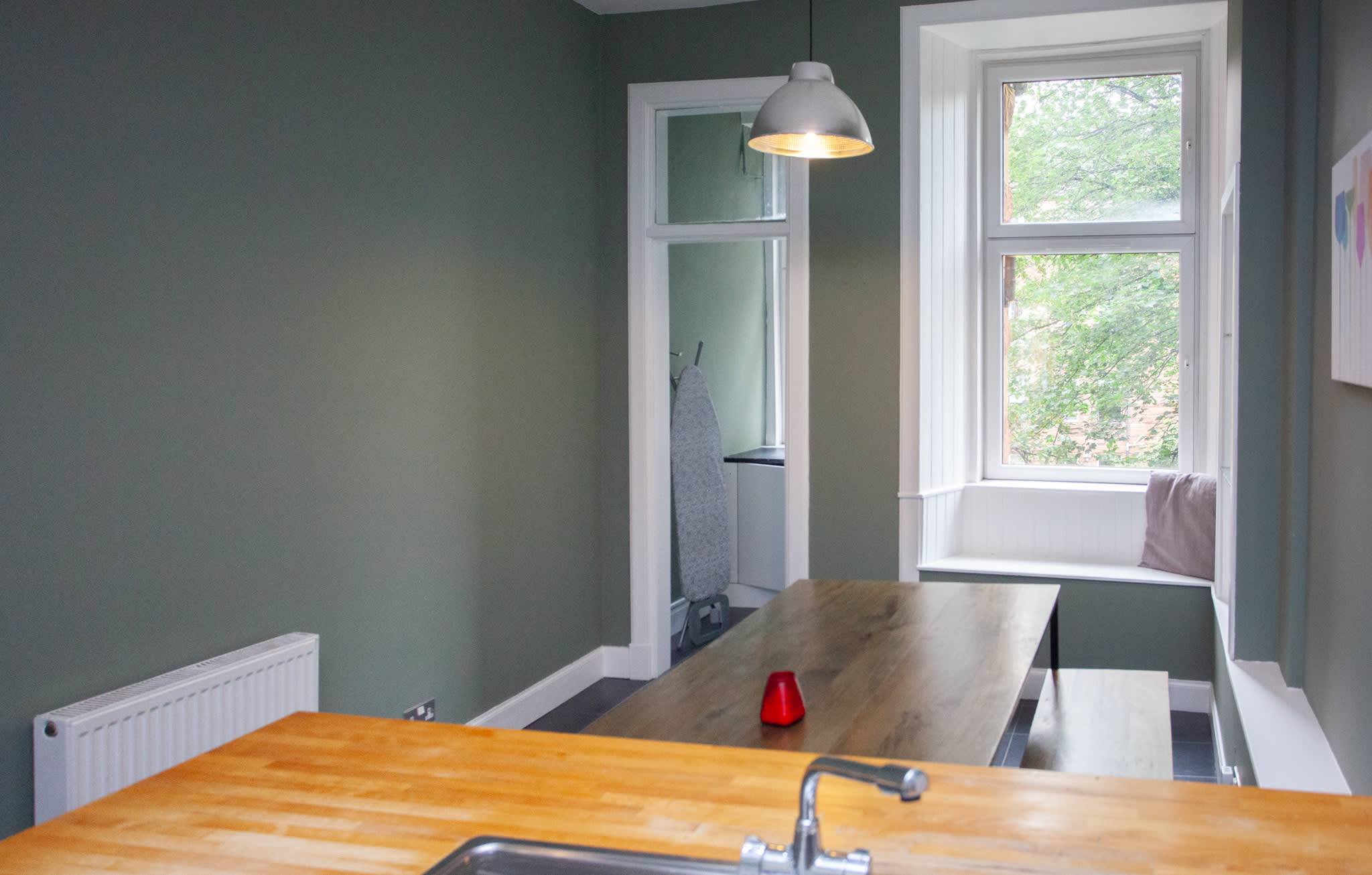 View Stylish 1 Bedroom Flat in Glasgow West End in 51 Airlie Street G12 9SP Stylish 1 Bedroom Flat in Glasgow West End in 51 Airlie Street G12 9SP - Property image 14 - VivreStays