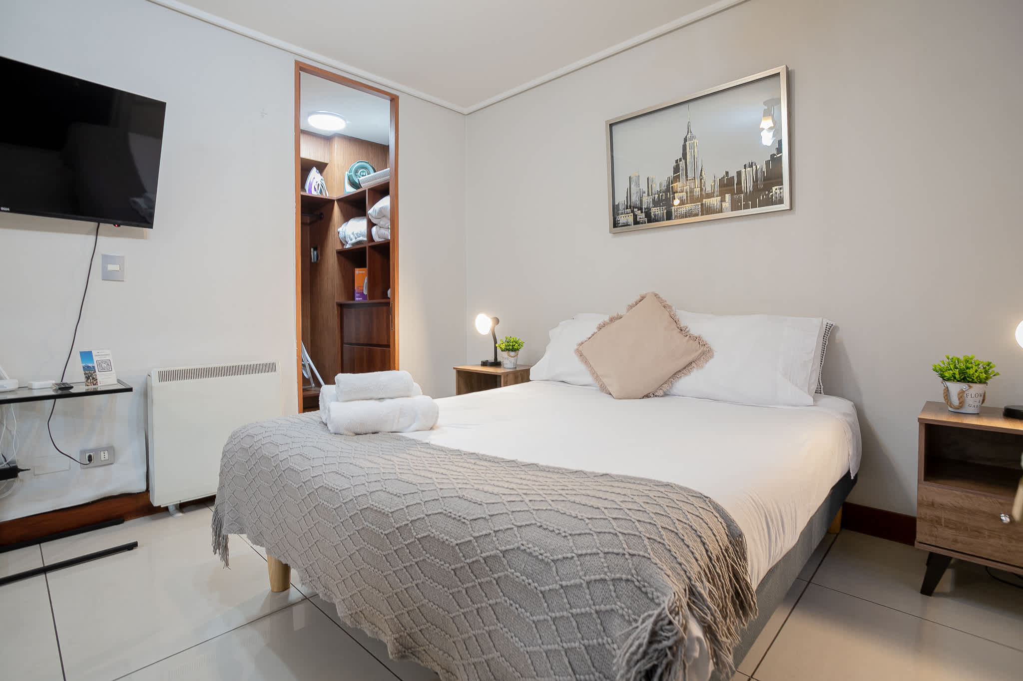 Cozy studio with modern amenities and stylish decor, perfect for a relaxing stay in the heart of the city.