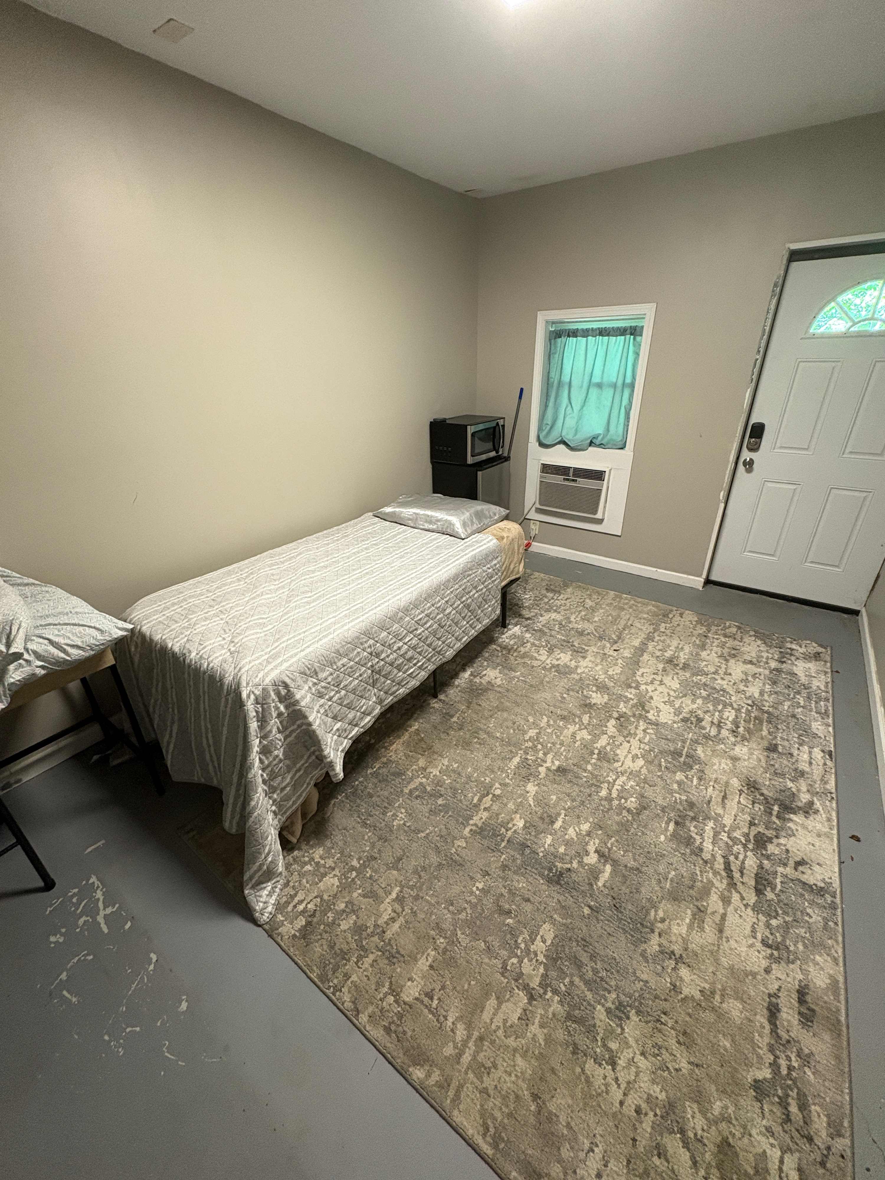 Delightful Guest Room Close to Hendersonville’s Downtown — Hendersonville, TN — vacation rental