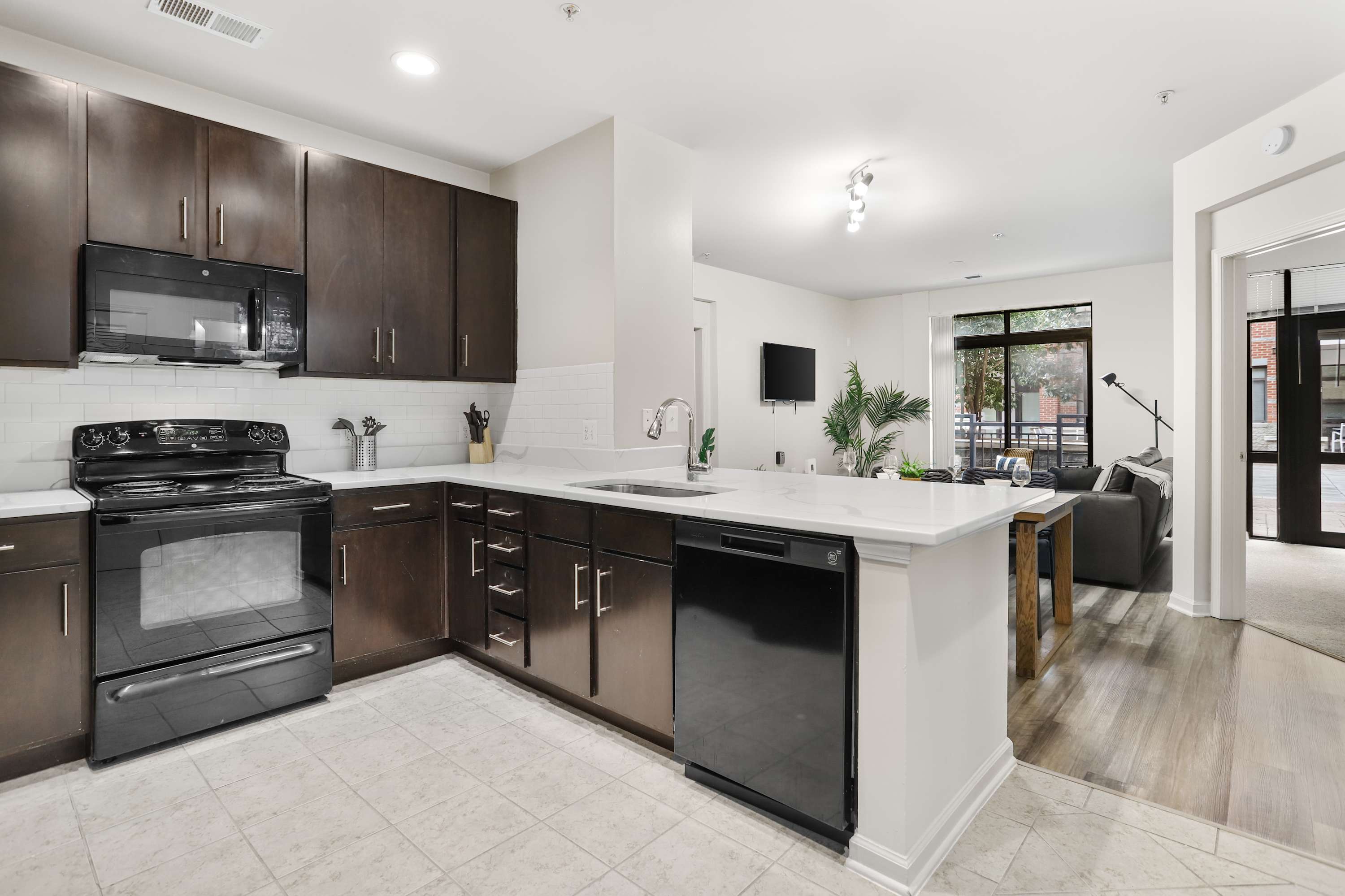 Prime Location | Steps from Metro & Pentagon City