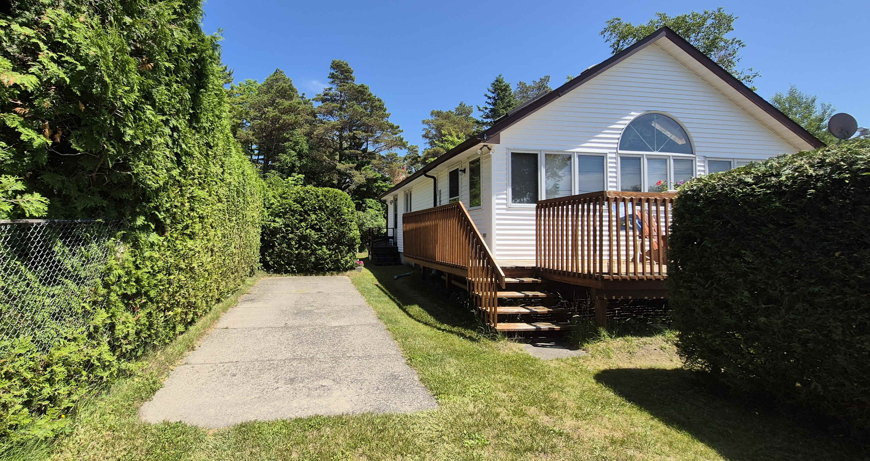 RC - Cottage #1244