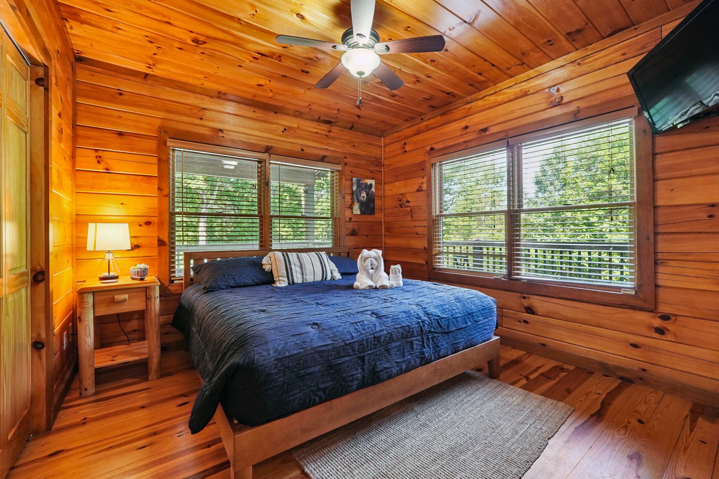 New Hot Tub/Grt WIFI/Pool Table/Sleeps10 — Blue Ridge, GA — vacation rental