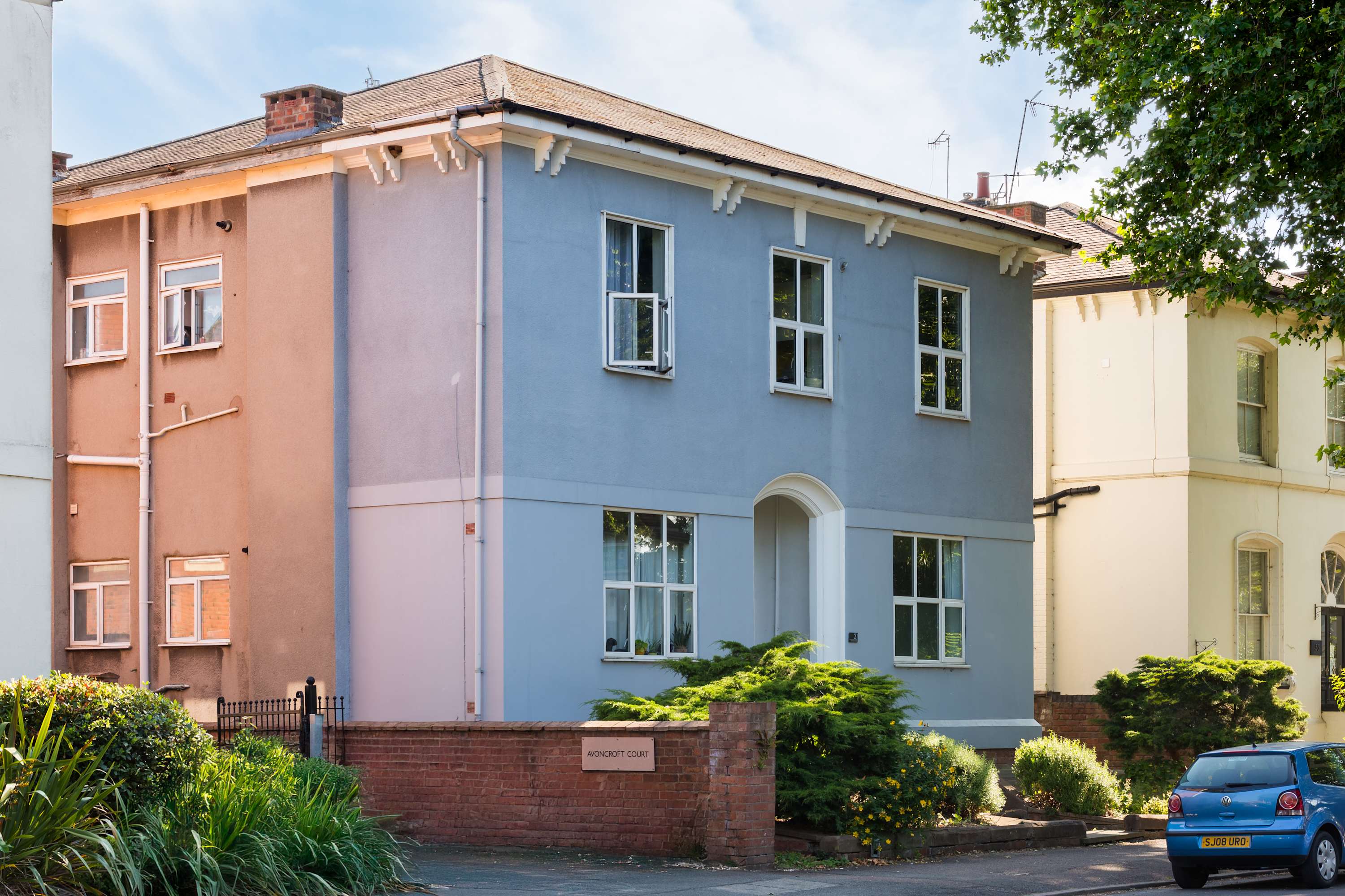 View Modern Leamington Spa Apt w/ Free Parking & WiFi in Flat 2, 31 Avenue Road CV31 3PG Modern Leamington Spa Apt w/ Free Parking & WiFi in Flat 2, 31 Avenue Road CV31 3PG - Property image 17 - VivreStays
