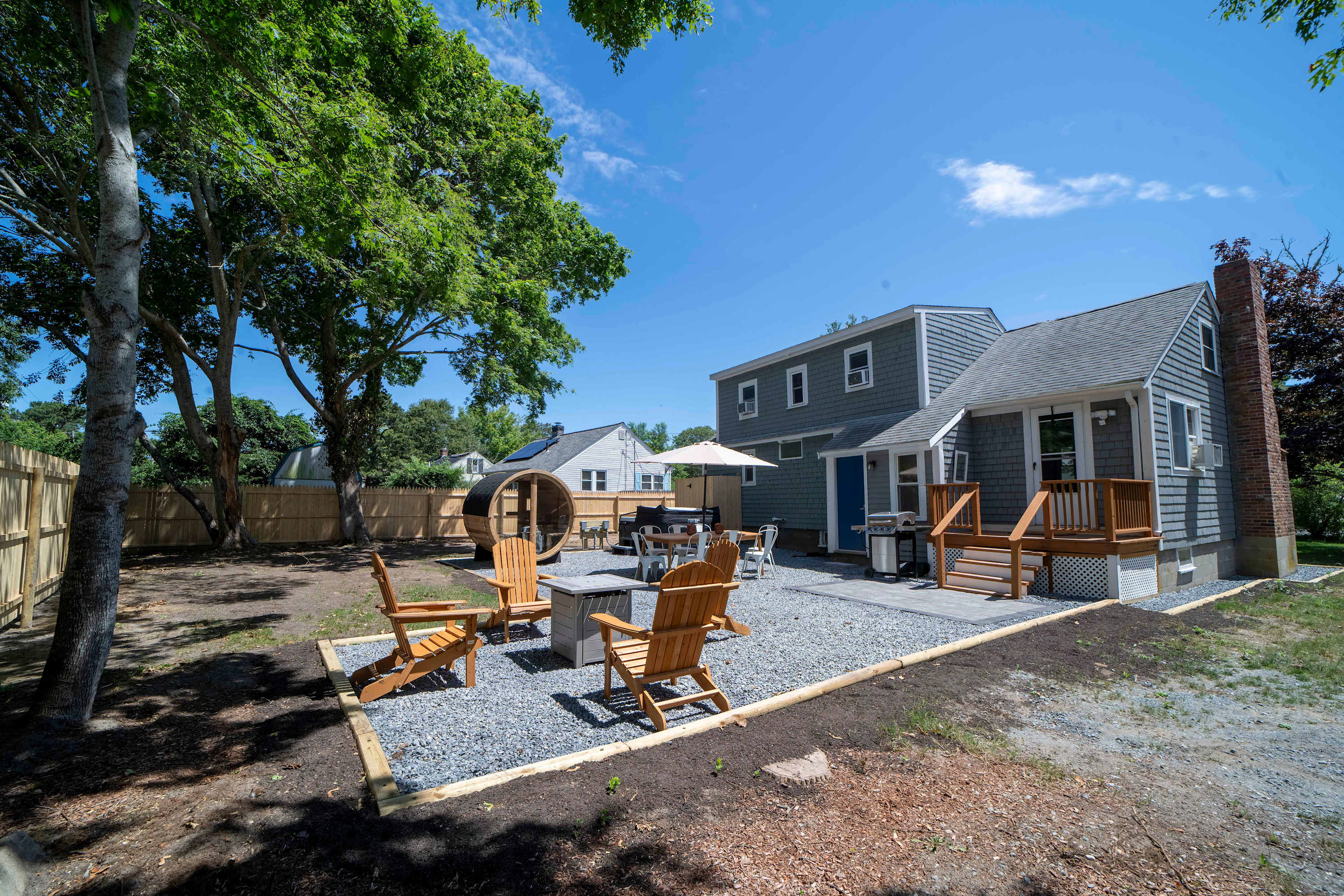 Charming Coastal Retreat With Hot Tub And Fire Pit - Inviting Oasis - Cape Cod, MA