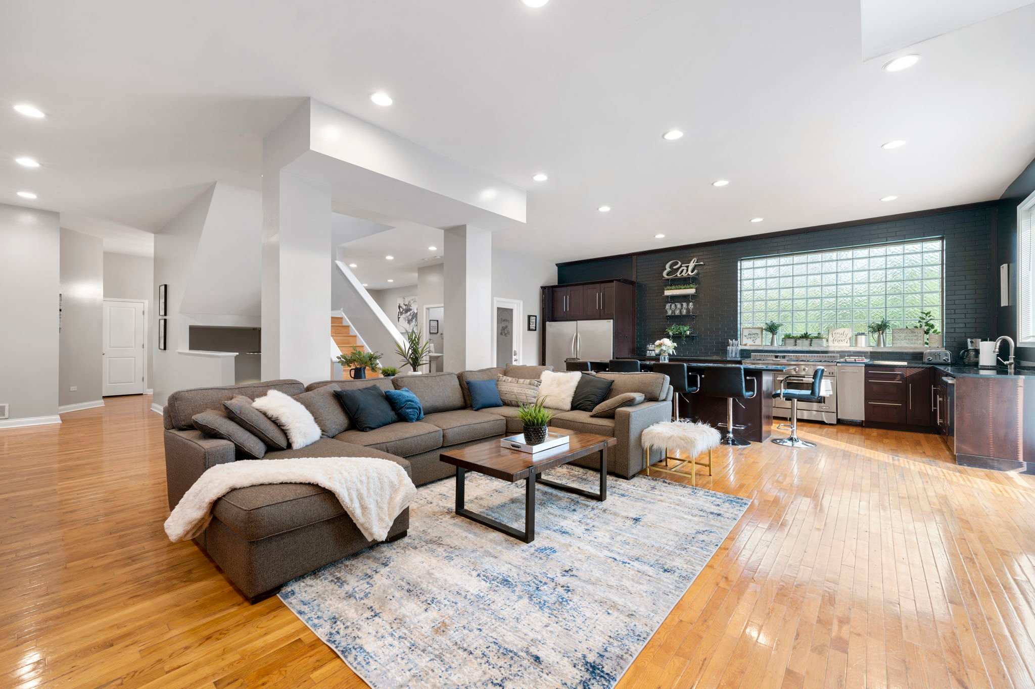 Family 7BD Home with Game Rm, Hot Tub, and Sauna — Chicago, IL — vacation rental