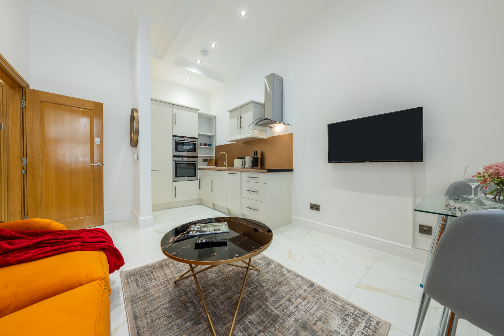 Lovely Ground floor Apartment next to Station in Chilworth Street W2 - Property image 5 - VivreStays