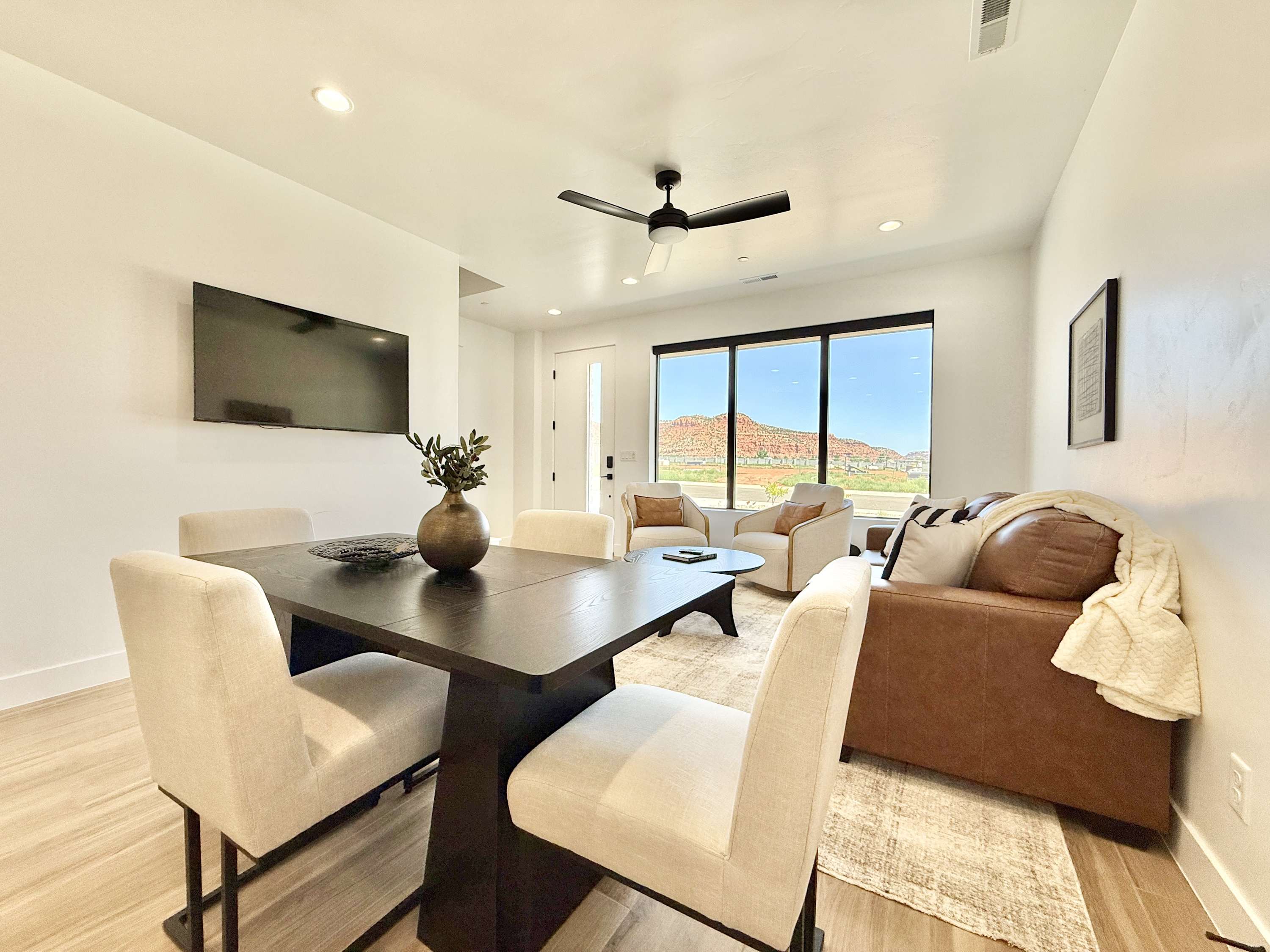 Modern Luxury Townhome near Zion and Bryce Canyon — Kanab, UT — vacation rental