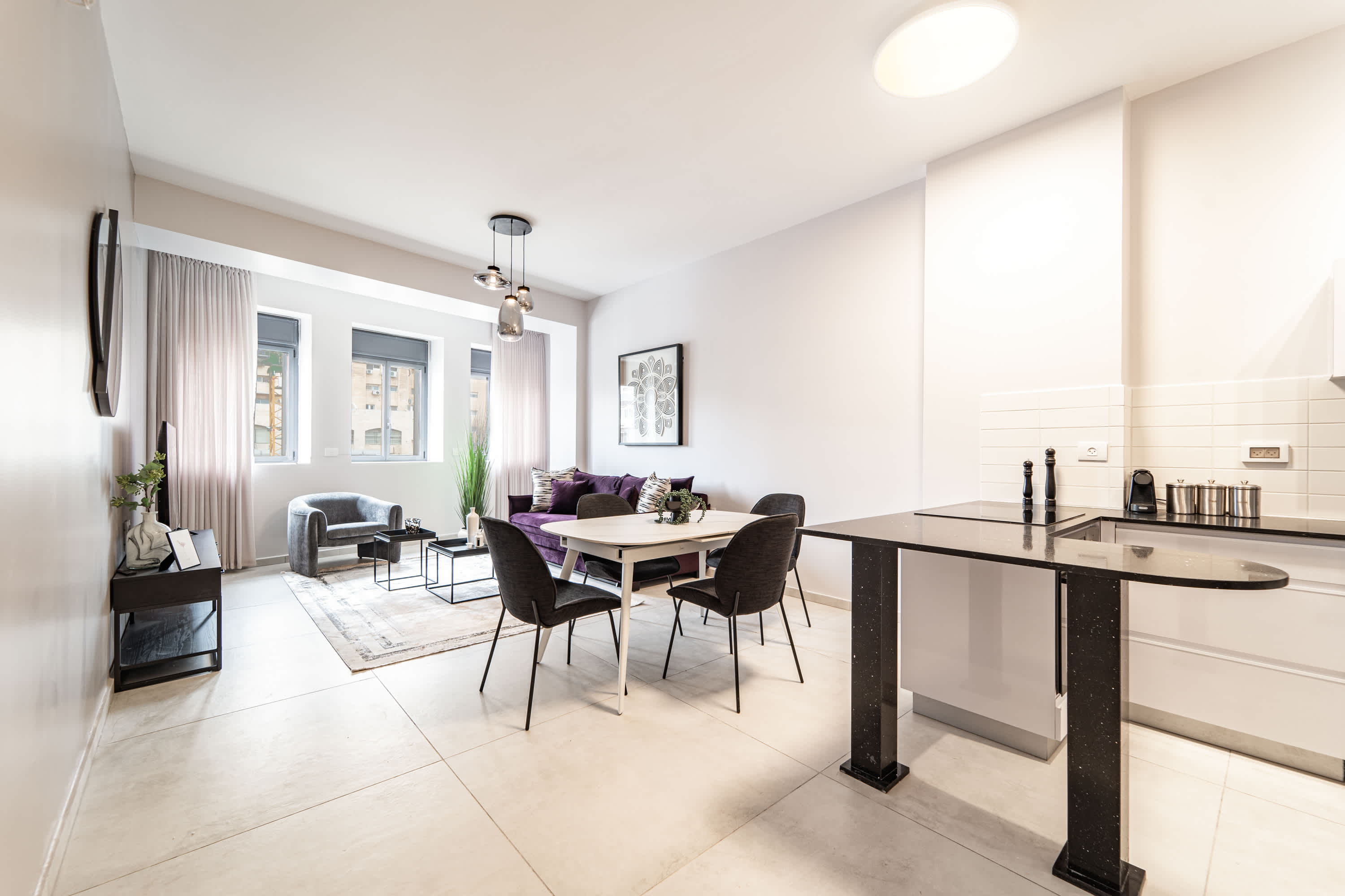 Charming City-Center Apartment Minutes from Mahane Yehuda – vacation rental in Nachlaot/Shuk