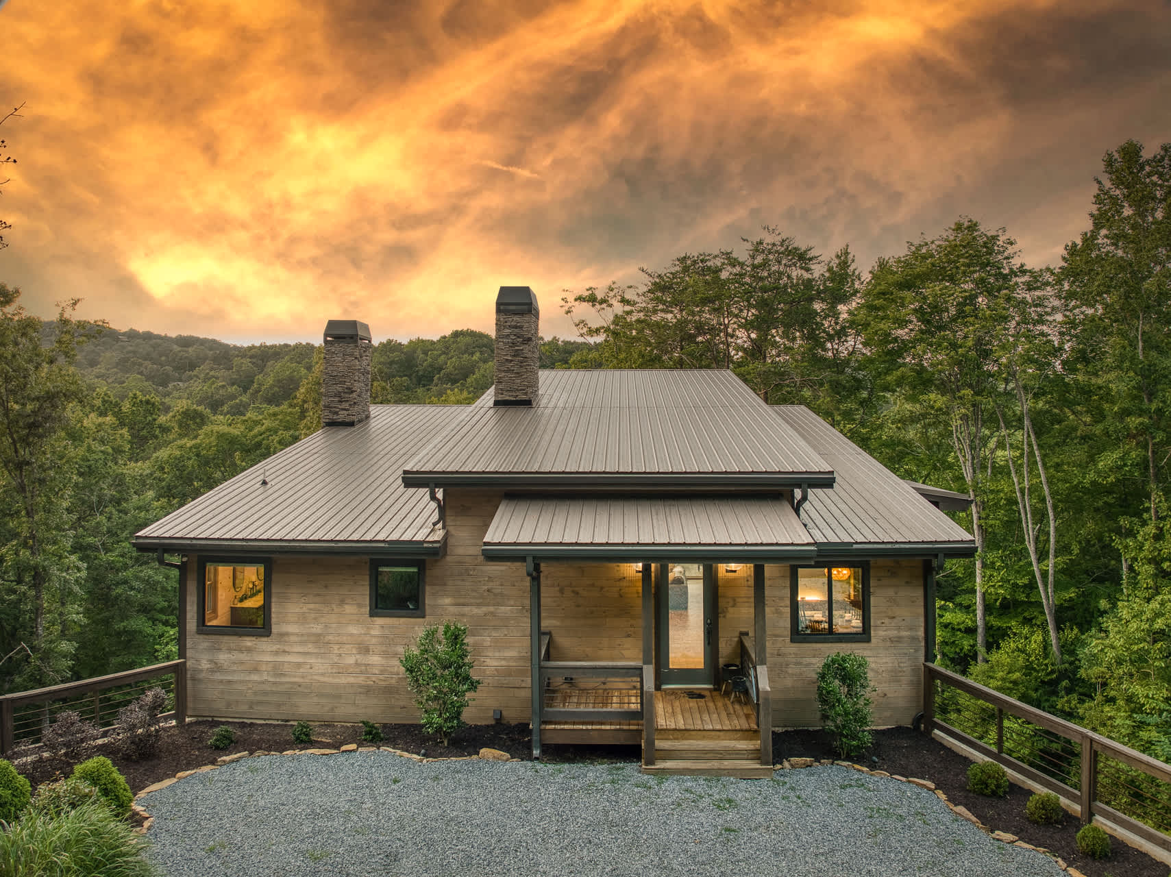 Mountain Dream’n- modern, dog friendly, hot tub — Blue Ridge, GA — vacation rental