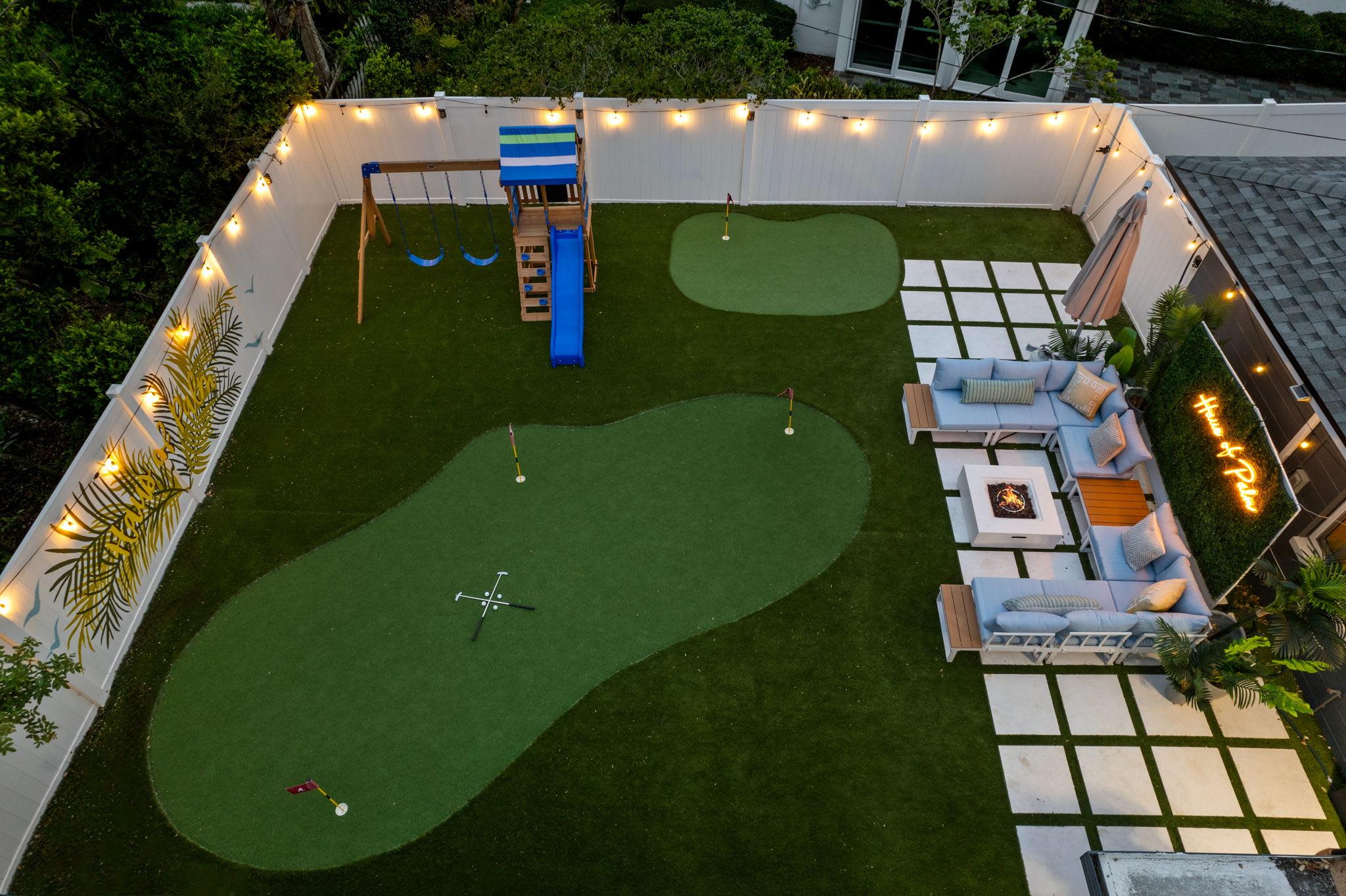 Pool & Hot Tub - Movie Theater - Putting Greens 3